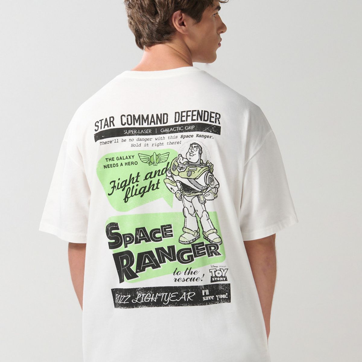 KOAJ - KOAJ Camiseta oversize manga corta crema de Toy Story Hombre