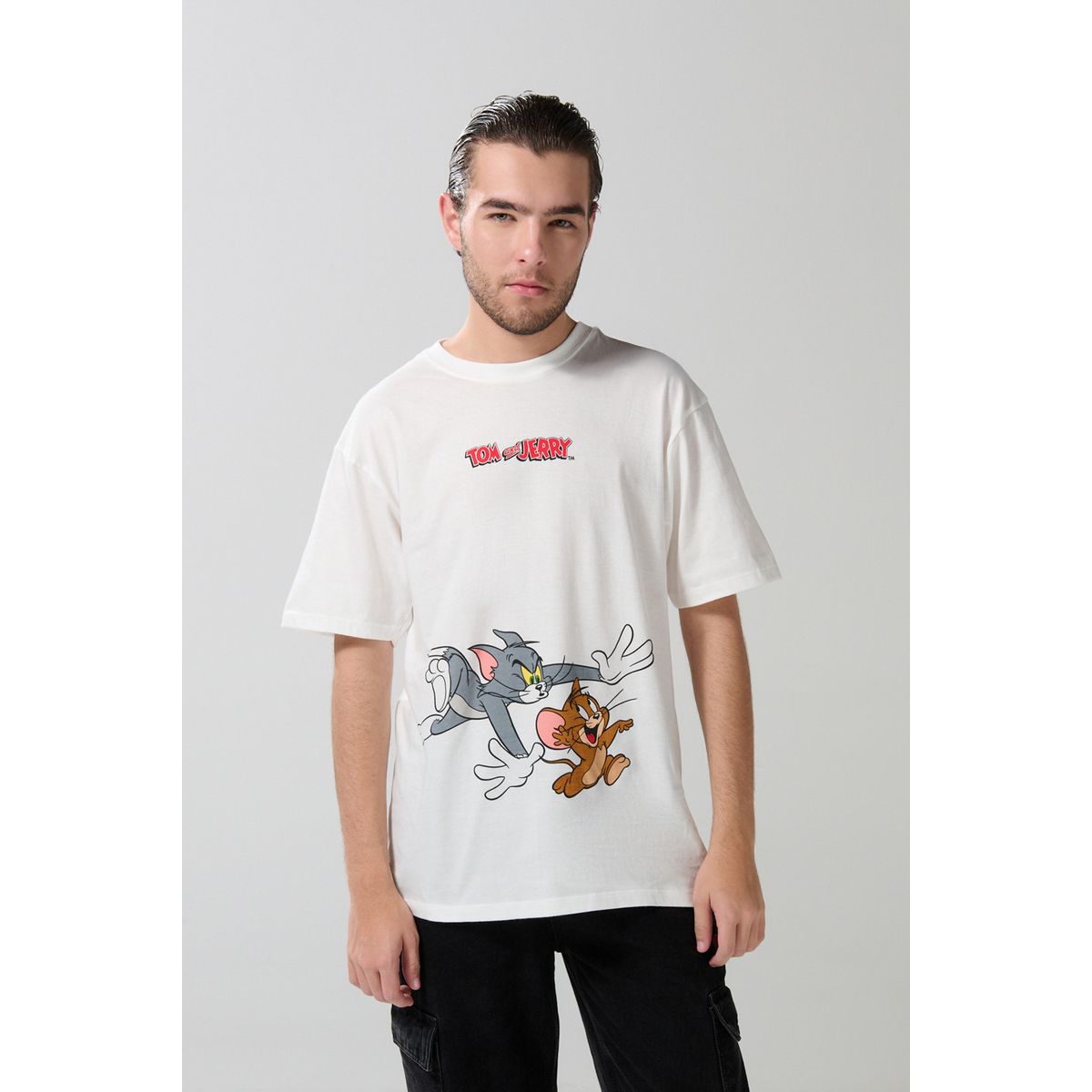 KOAJ - KOAJ Camiseta de Tom y Jerry crema con cuello redondo Hombre