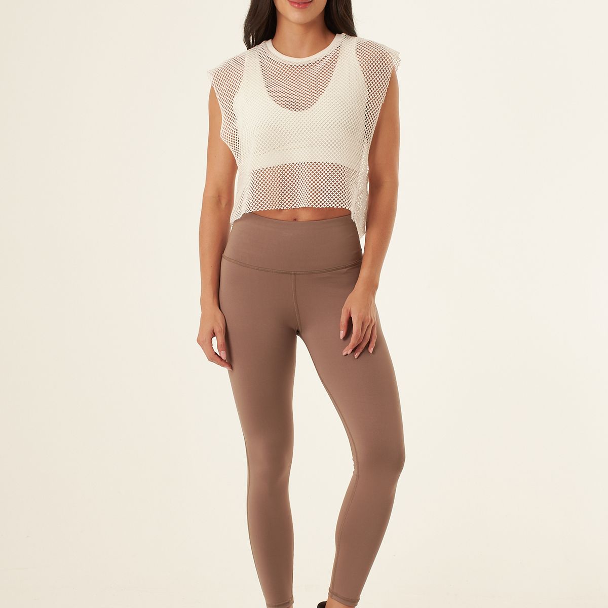 BELIFE - Camiseta manga sisa color ivory en tela malla para mujer