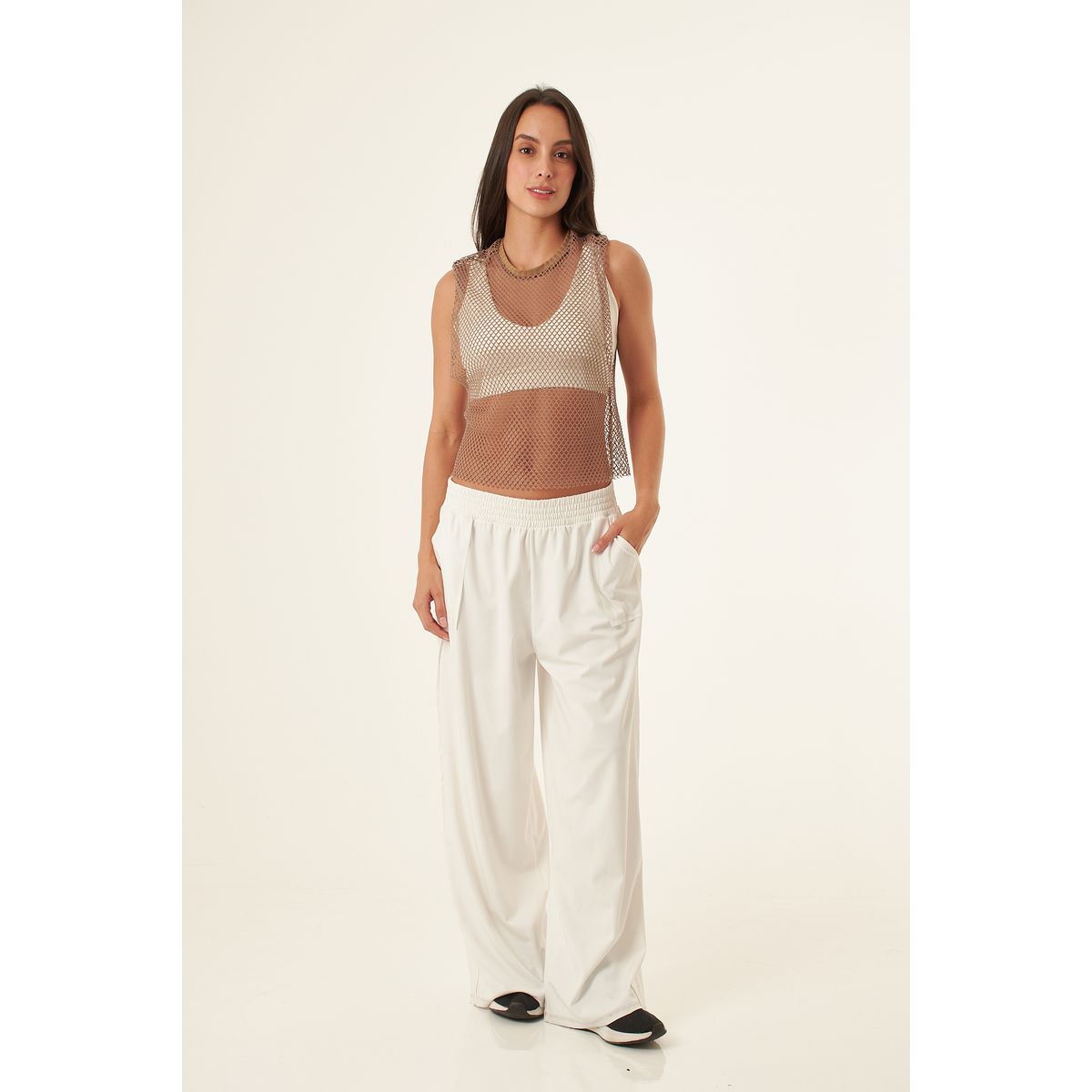 BELIFE - Camiseta manga sisa color café en tela malla para mujer