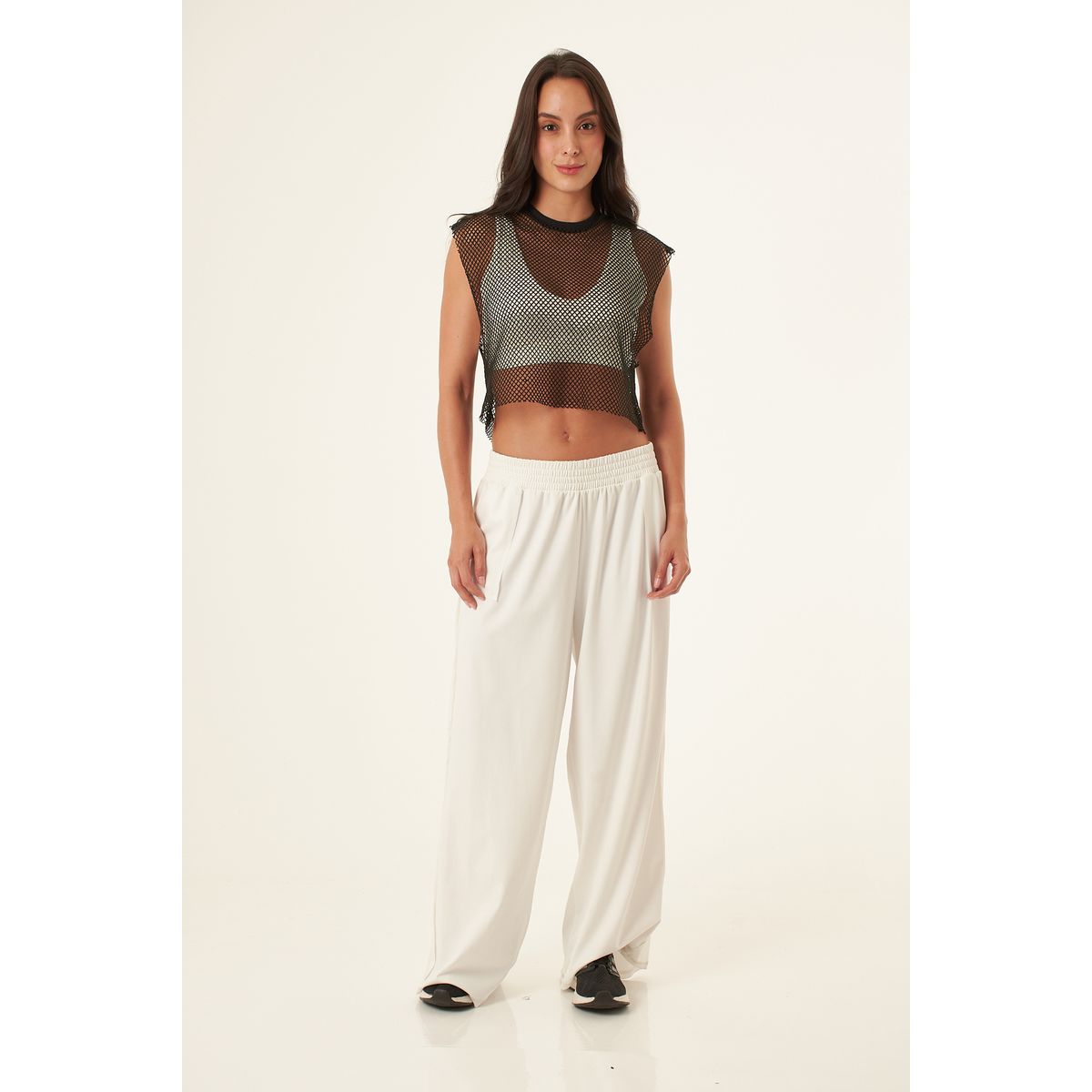 BELIFE - Camiseta manga sisa negra en tela malla para mujer