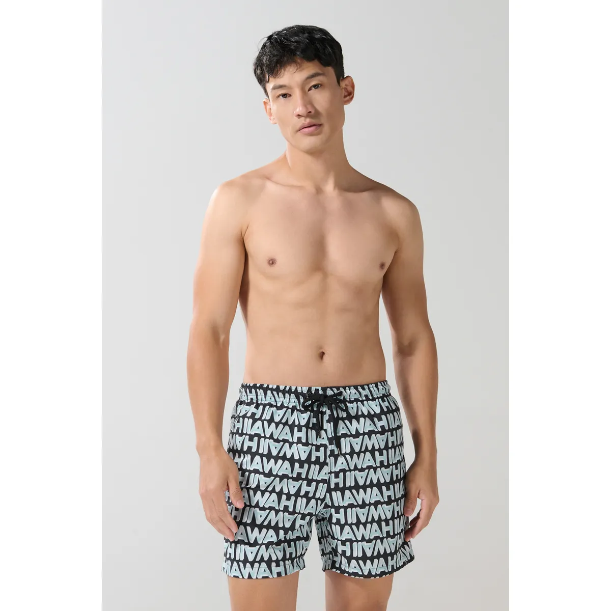 KOAJ - KOAJ Bermuda tiro bajo playera negra con diseños de textos Hombre