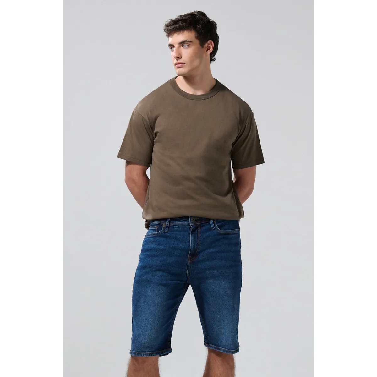 KOAJ - KOAJ Bermuda tiro bajo slim en jean azul oscura con desgaste Hombre