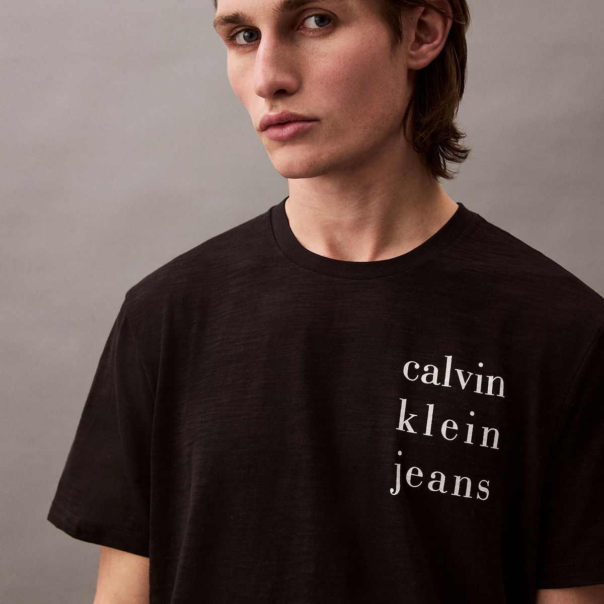 CALVIN KLEIN - Camiseta negra Classic Crewneck Calvin Klein