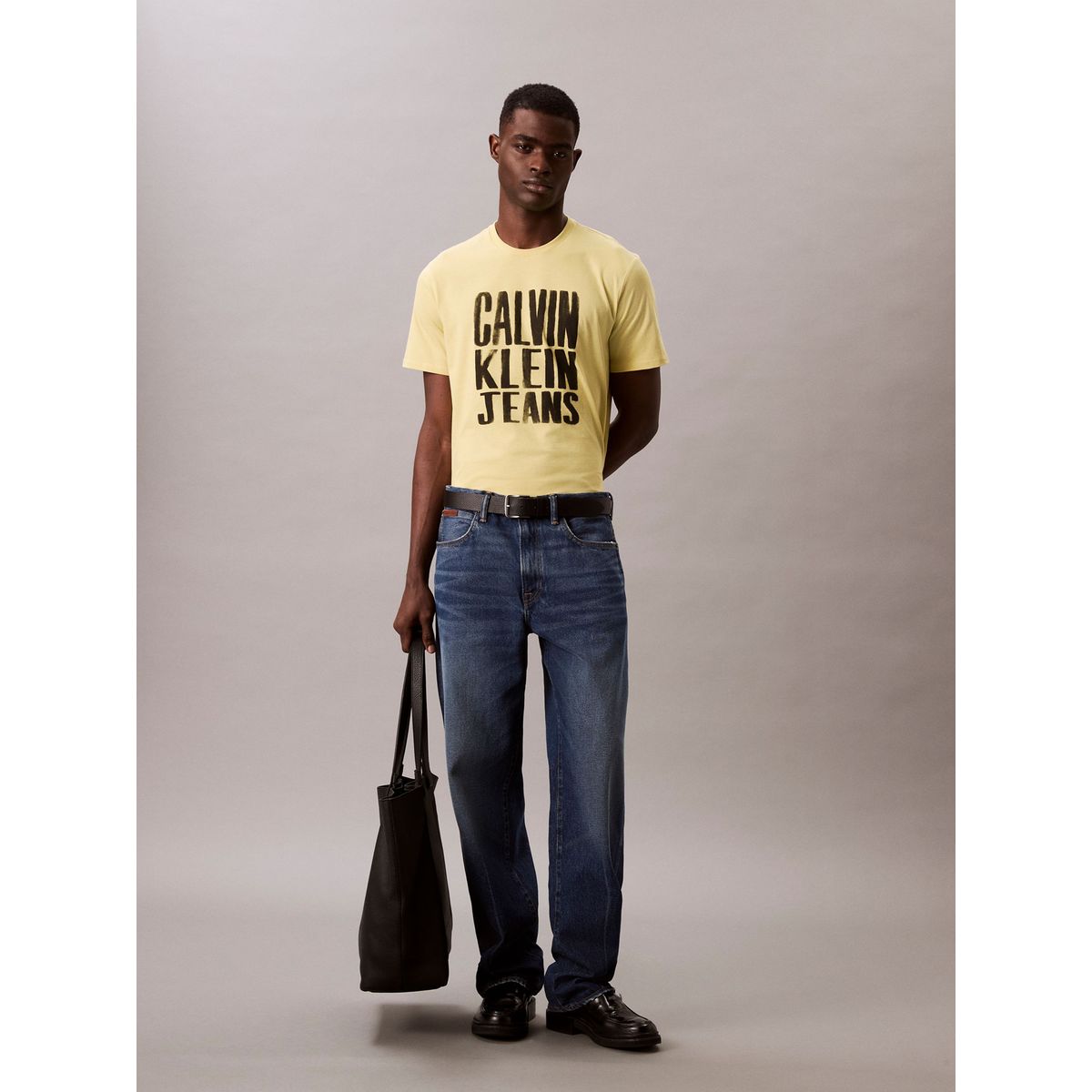 CALVIN KLEIN - Camiseta verde Stacked Graphic Crewnec Calvin Klein