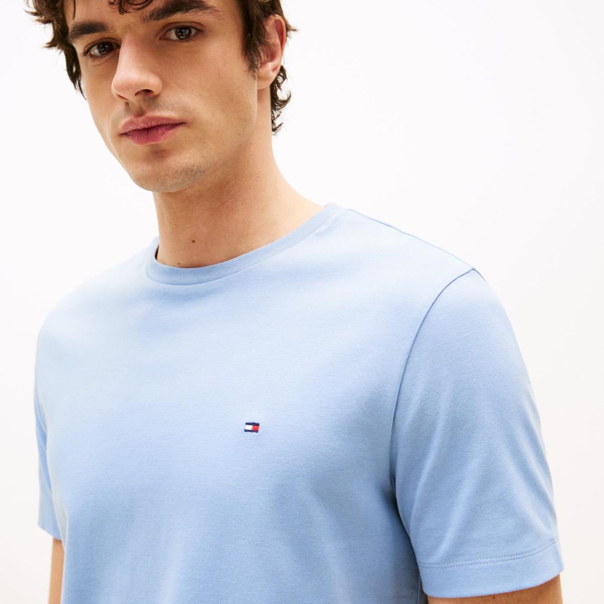 TOMMY HILFIGER - Camiseta azul de cuello redondo y punto interlock Tommy Hilfiger