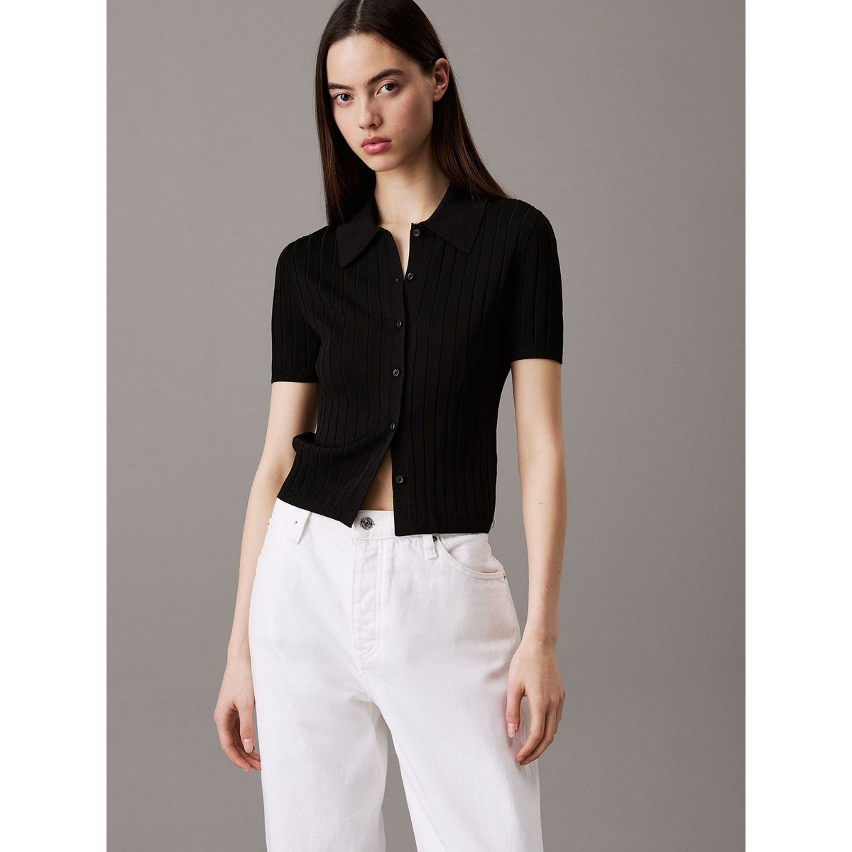 CALVIN KLEIN - Top negro tipo polo cropped de punto liso Calvin Klein