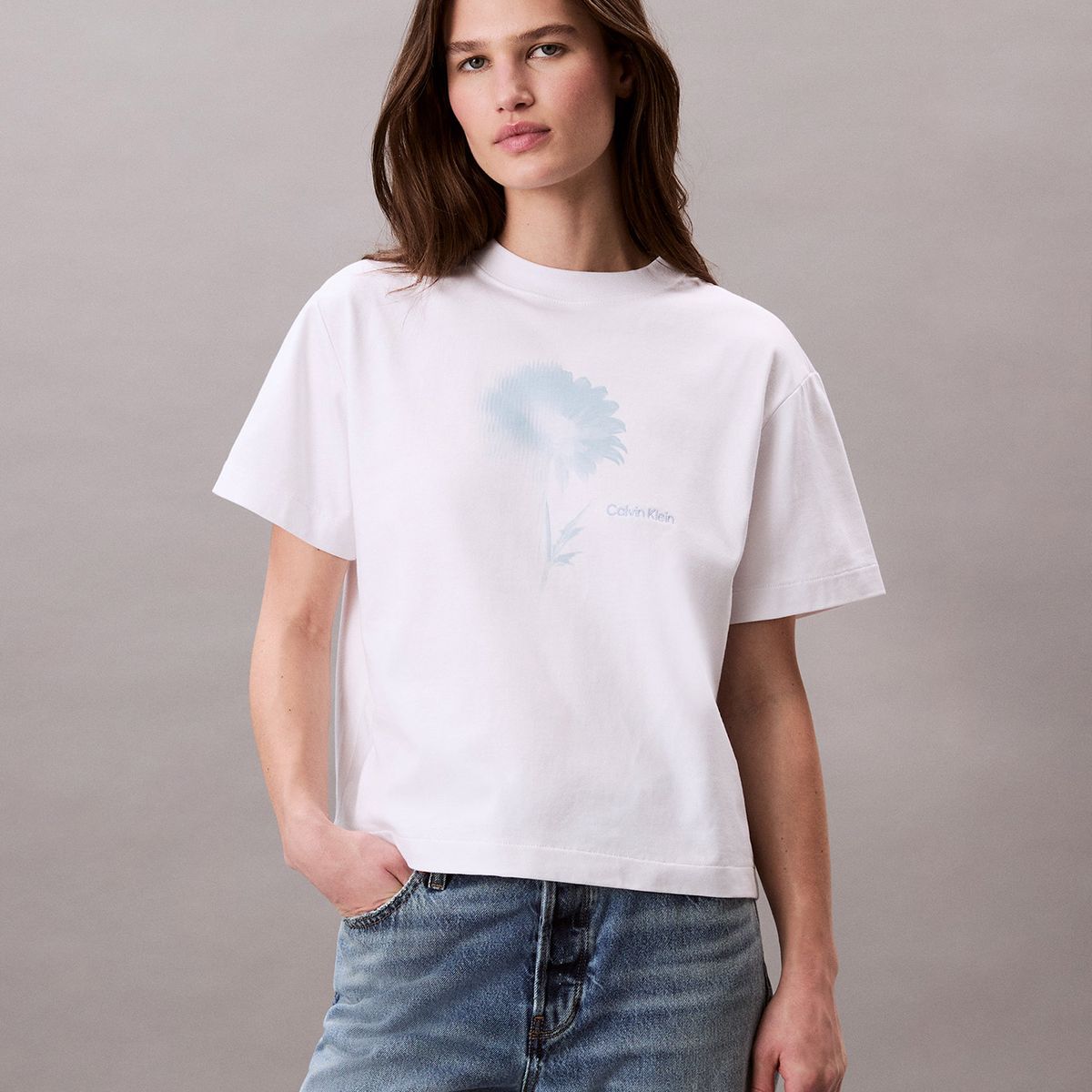 CALVIN KLEIN - Camiseta blanca boxy con gráfico floral Calvin Klein