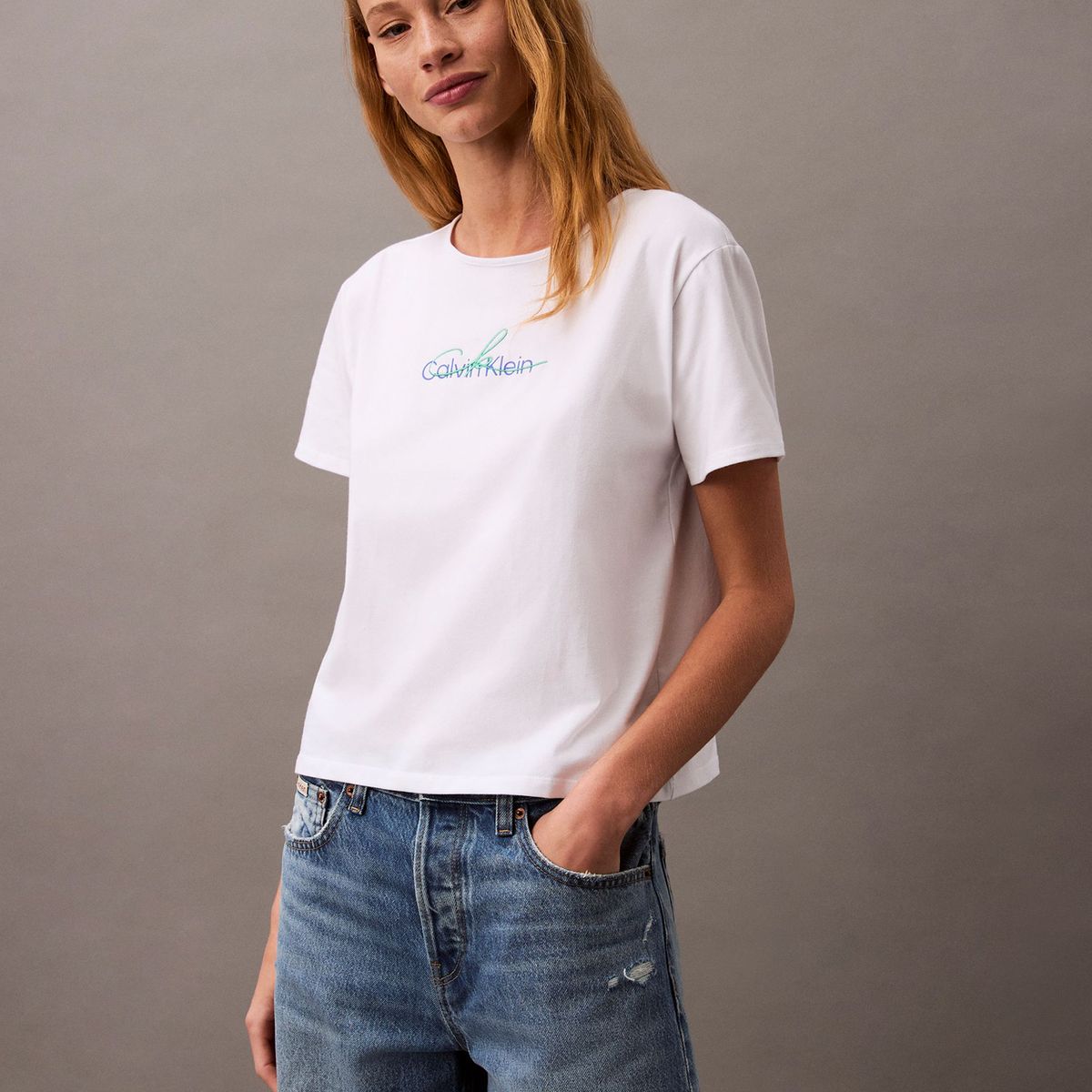 CALVIN KLEIN - Camiseta blanca slim con logo Calvin Klein