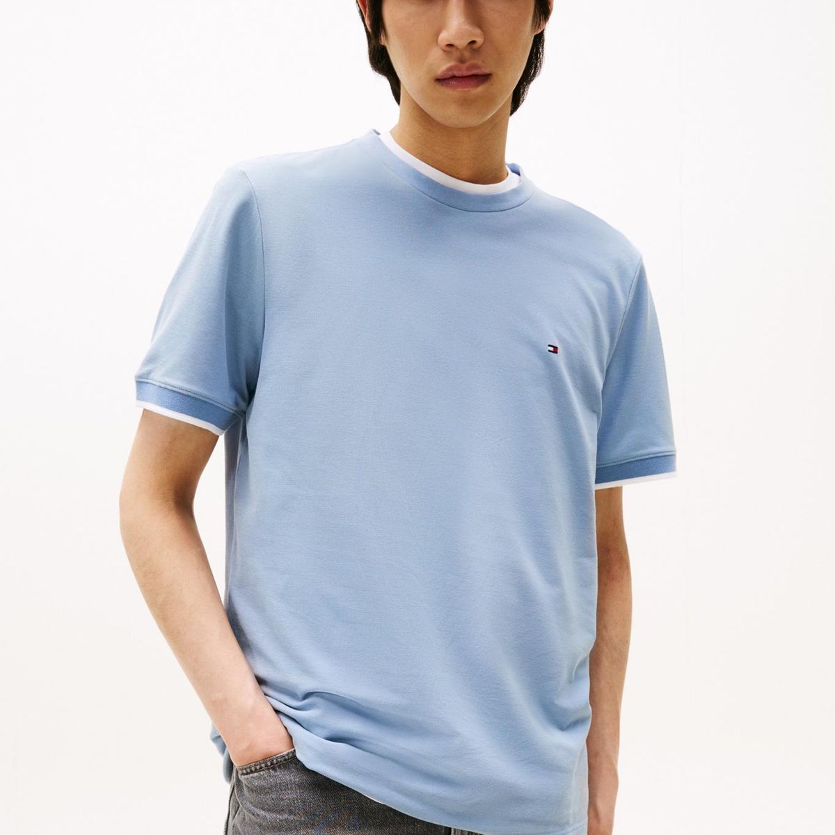 TOMMY HILFIGER - Camiseta azul de corte slim con logo Tommy Hilfiger