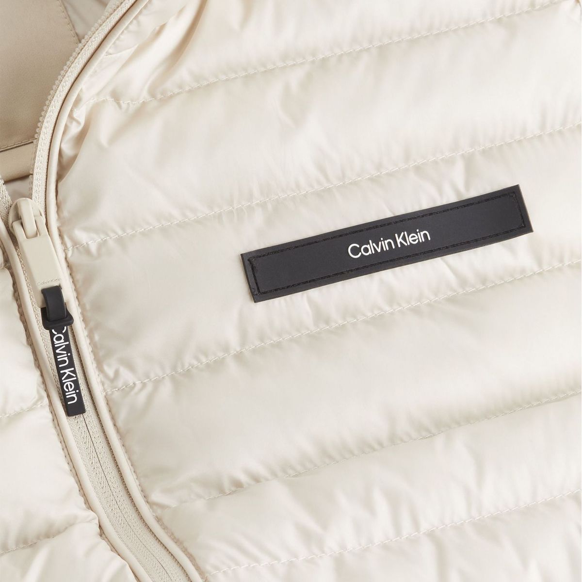 CALVIN KLEIN - Chaleco beige acolchado plegable Calvin Klein