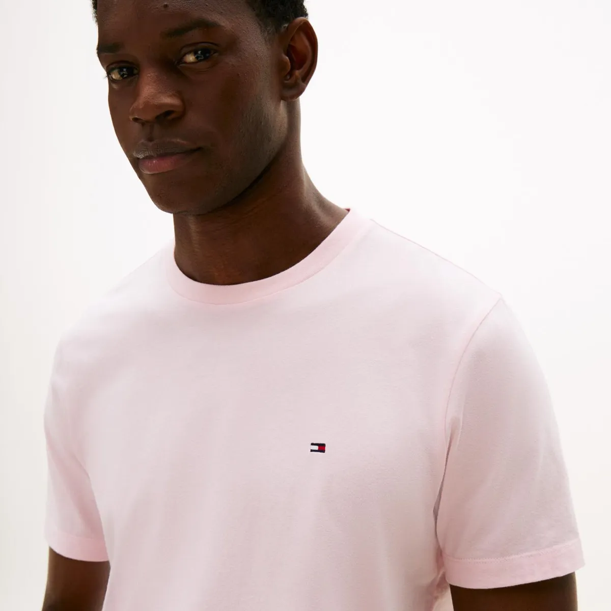 TOMMY HILFIGER - Camiseta rosa de cuello redondo con logo bordado Tommy Hilfiger