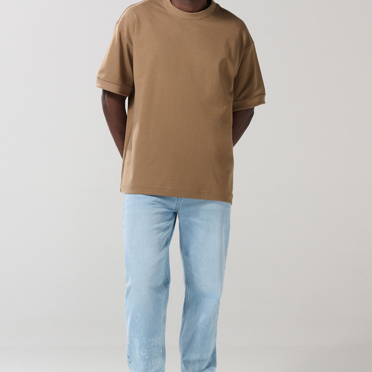 KOAJ - KOAJ Jean azul claro 90´S con diseños, bota ancha y tiro med