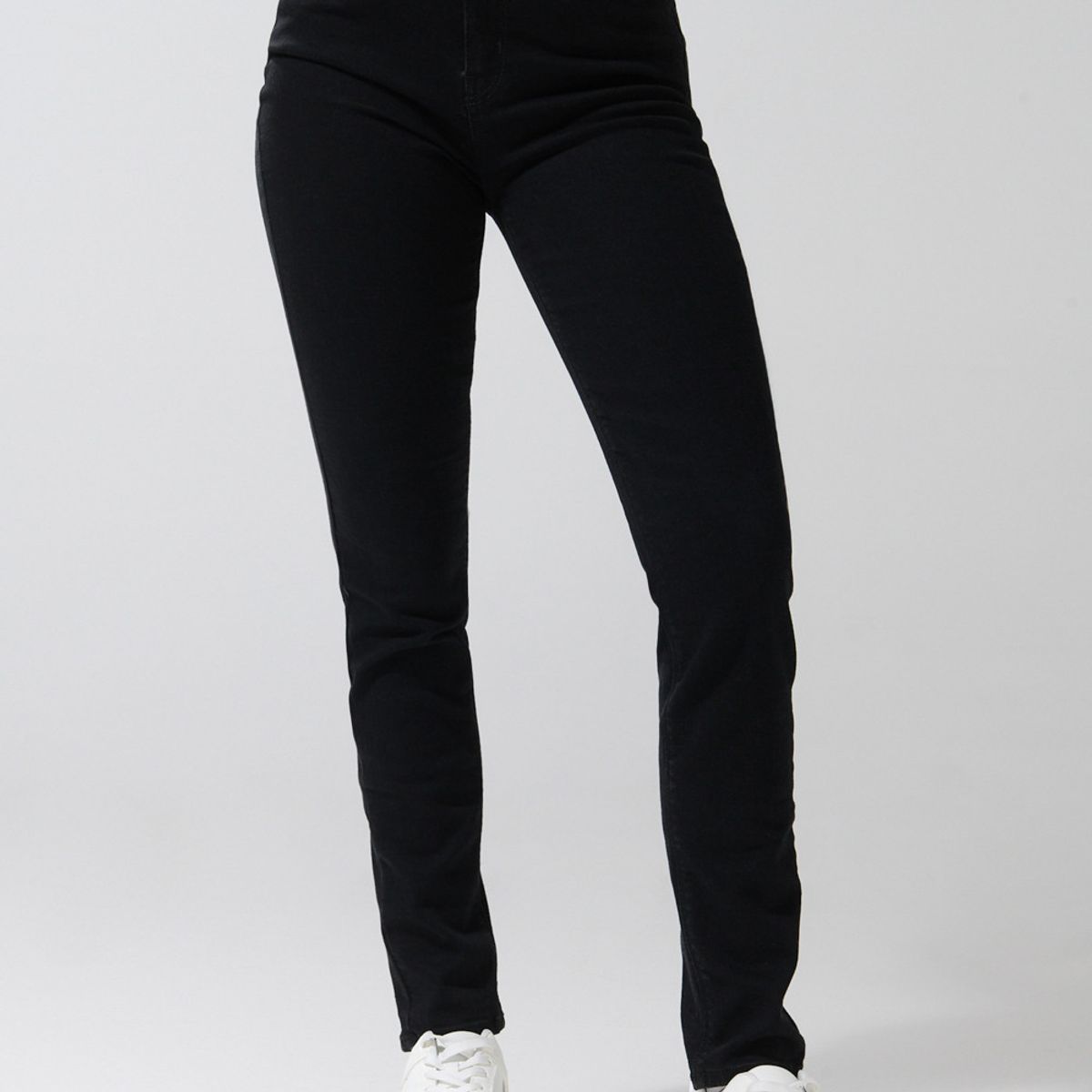 KOAJ - KOAJ Jean negro jegging ajustado con bolsillos y súper tiro Mujer