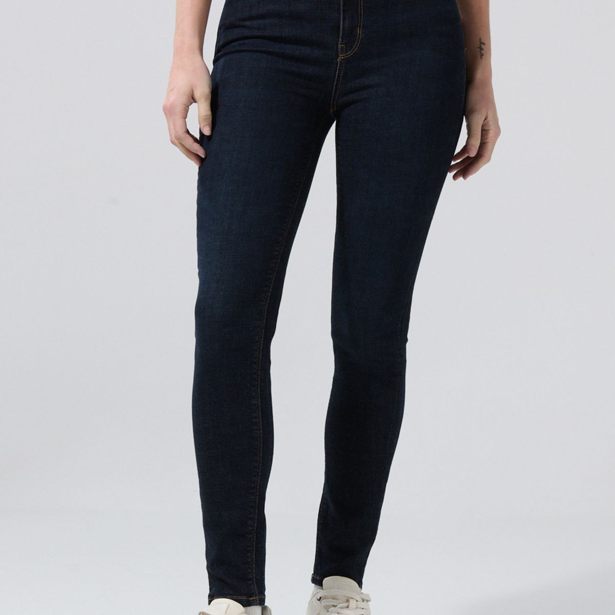 KOAJ - KOAJ Jean tiro súper alto jegging azul intenso con ajuste c Mujer