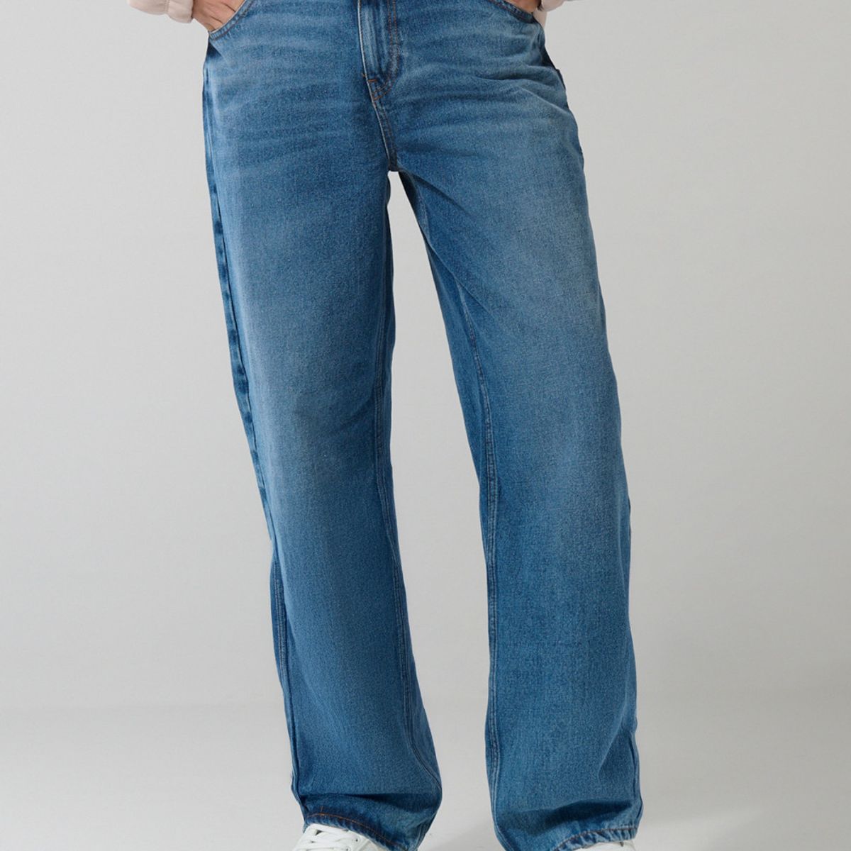 KOAJ - KOAJ Jean azul claro carpintero con tiro medio y bota ancha Hombre