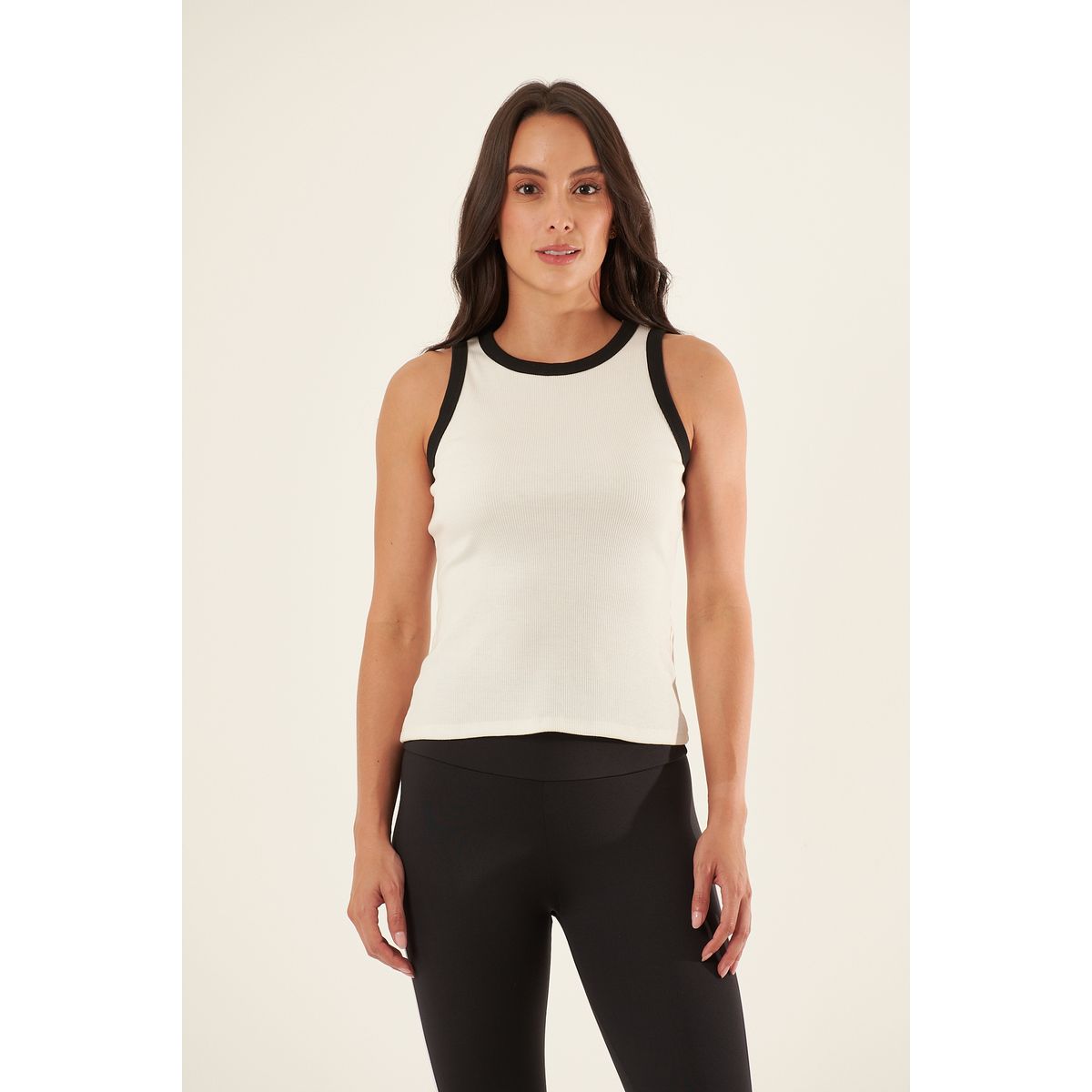 BELIFE - Camiseta manga sisa blanca en rib para mujer