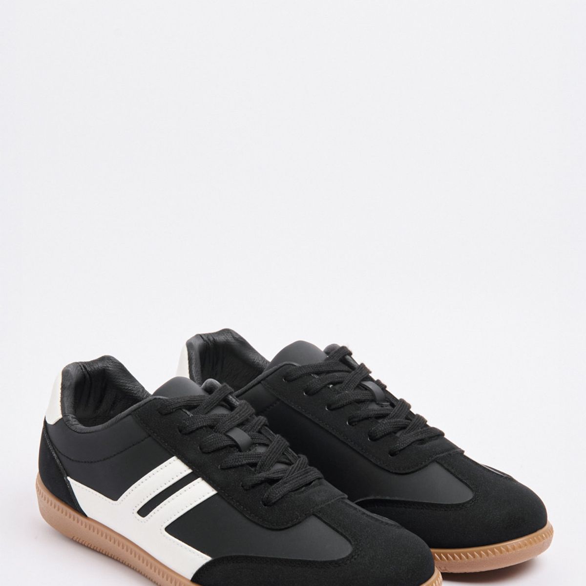 KOAJ - KOAJ Tenis negros casuales con contrastes blancos y suelas p Hombre