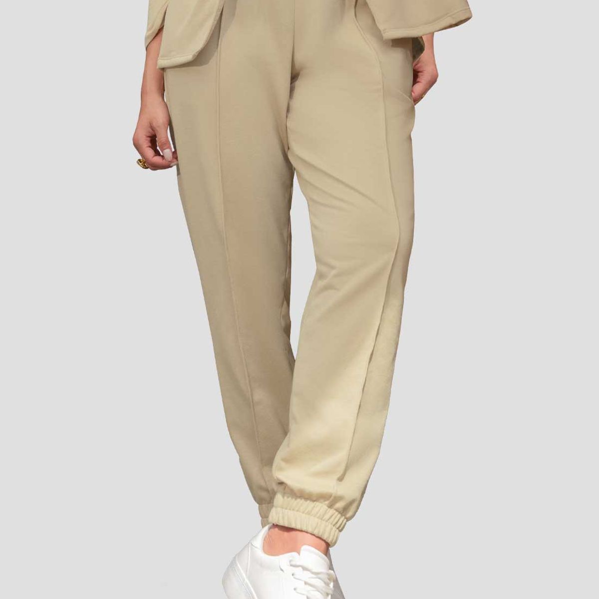 ATYPICAL - Jogger Mujer Latte Atypical 111946
