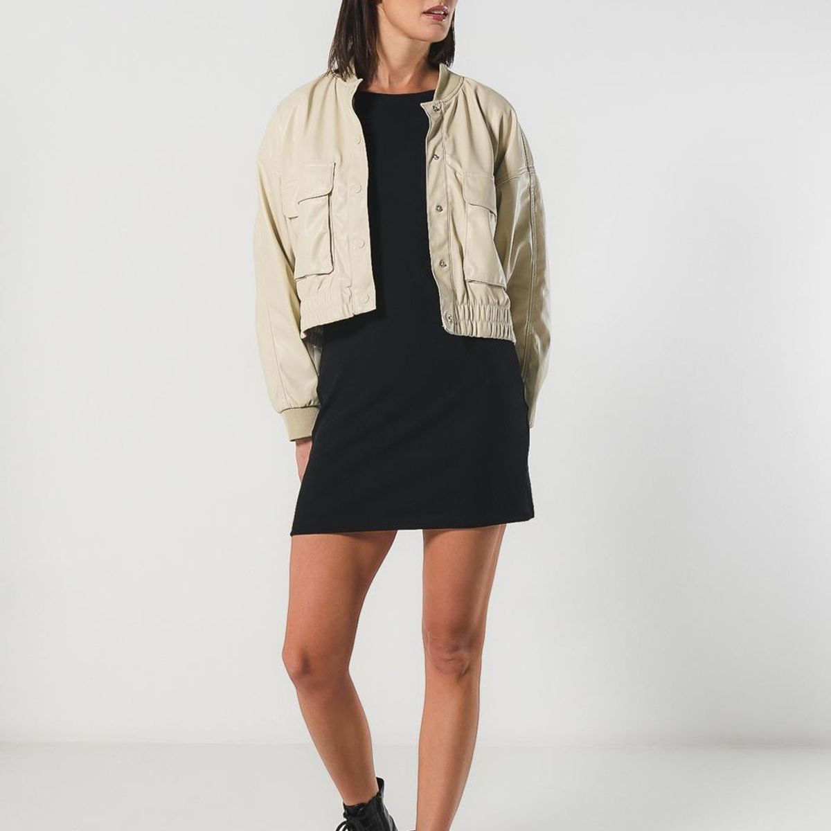 KOAJ - KOAJ Chaqueta bomber tipo crop  en efecto piel en tonos  uni Mujer