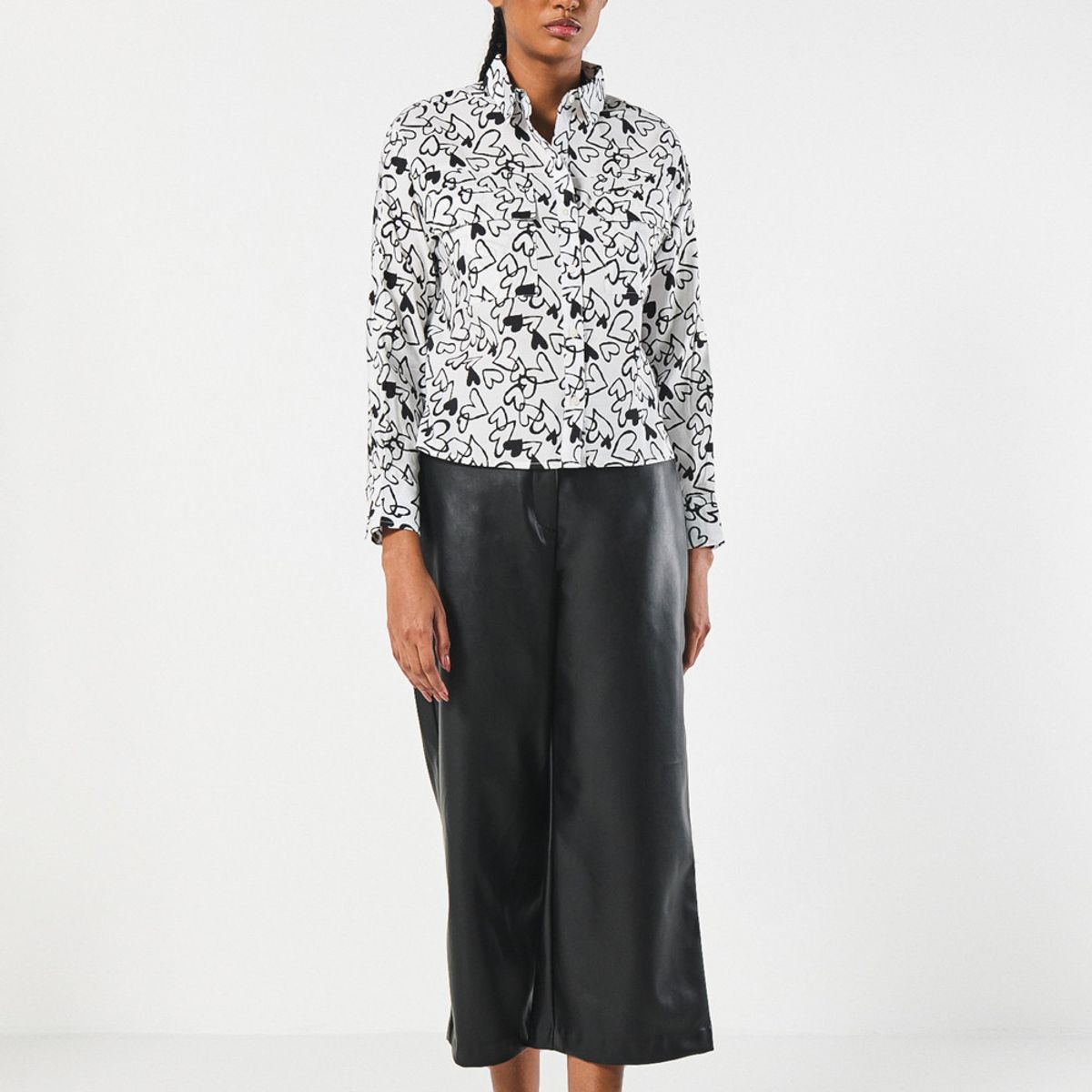 KOAJ - KOAJ Blusa unicolor crop con diseños estampados y manga larg Mujer