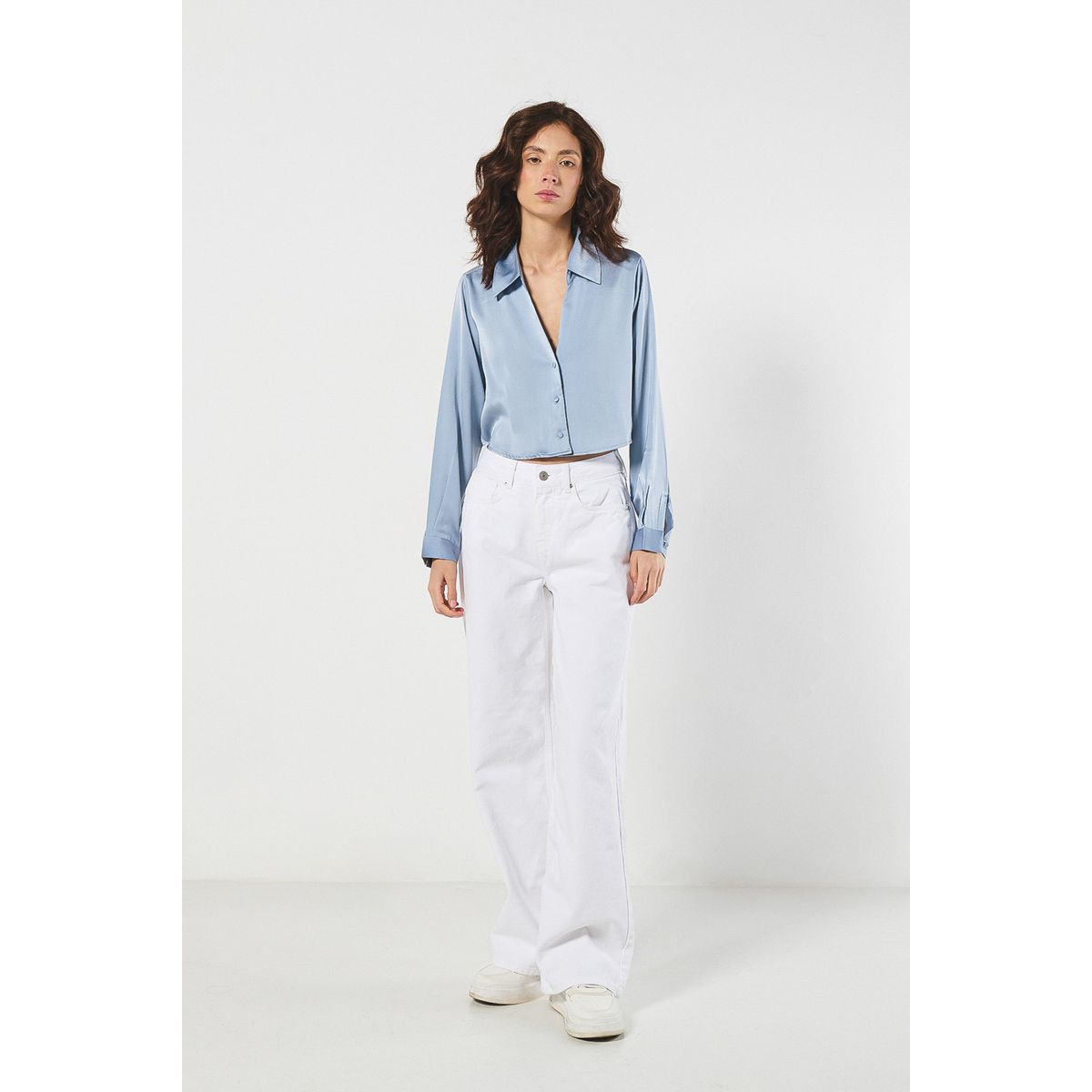 KOAJ - KOAJ Blusa crop top unicolor en satín oversize con manga lar Mujer