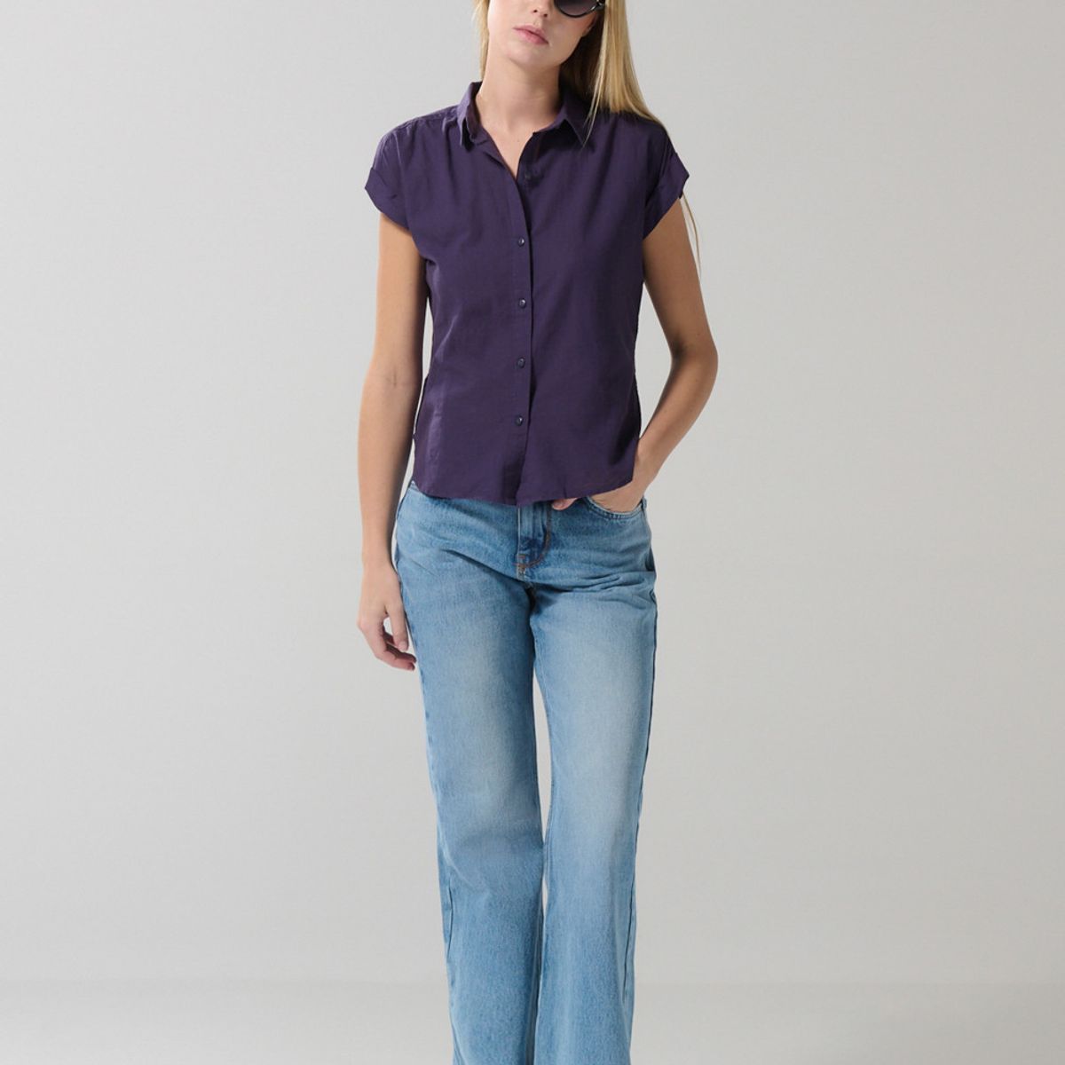 KOAJ - KOAJ Blusa manga corta unicolor con hombro rodado y abertura Mujer