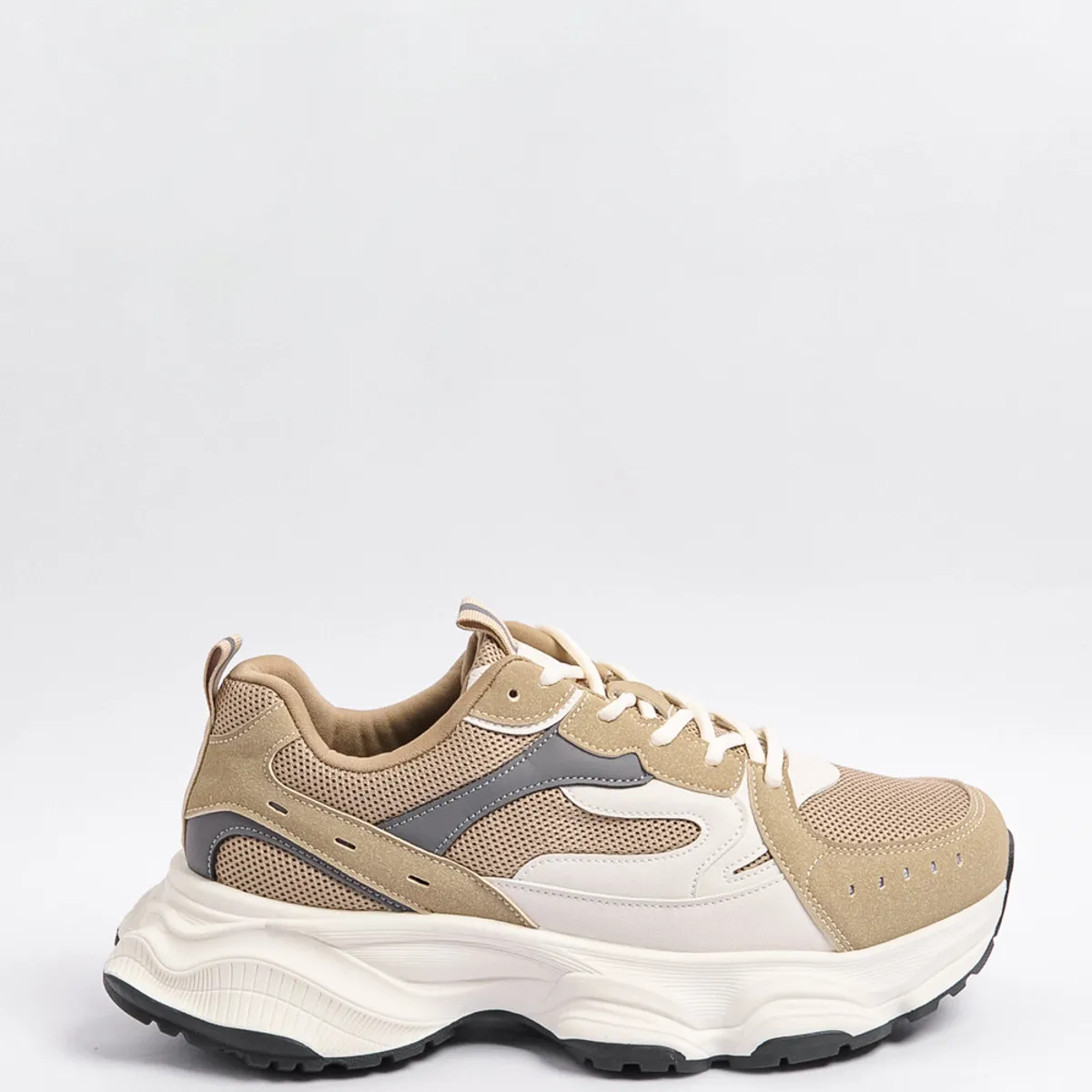 KOAJ - KOAJ Tenis chunky en color negro y beige con suela gruesa. Hombre