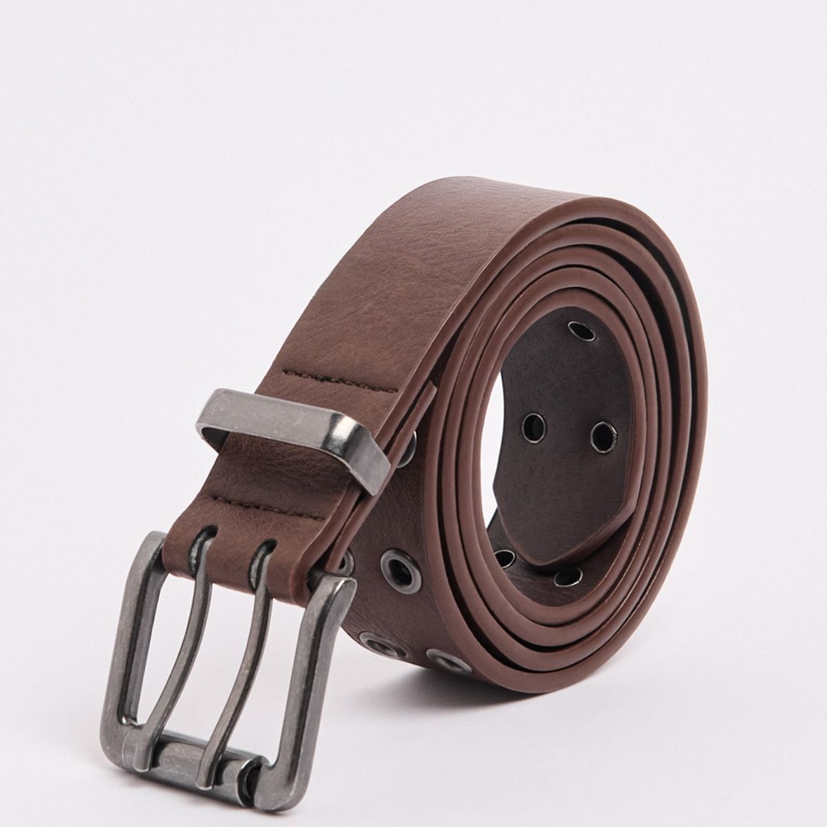KOAJ - KOAJ Cinturón masculino, café con ojáletes metálicos. Hombre