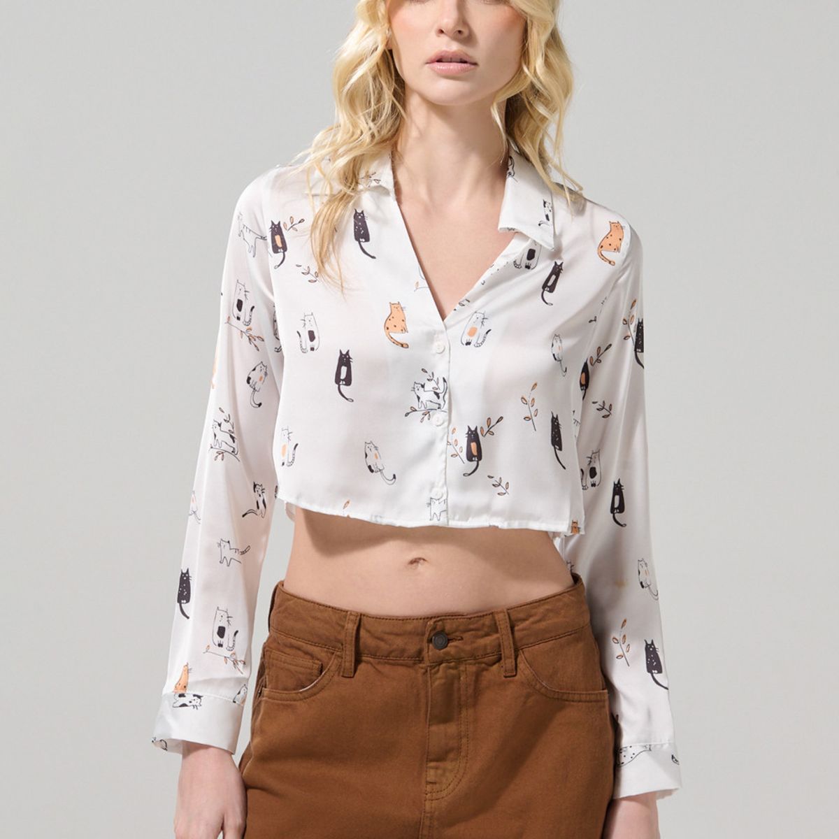 KOAJ - KOAJ Blusa manga larga crema con diseños de gatitos Mujer