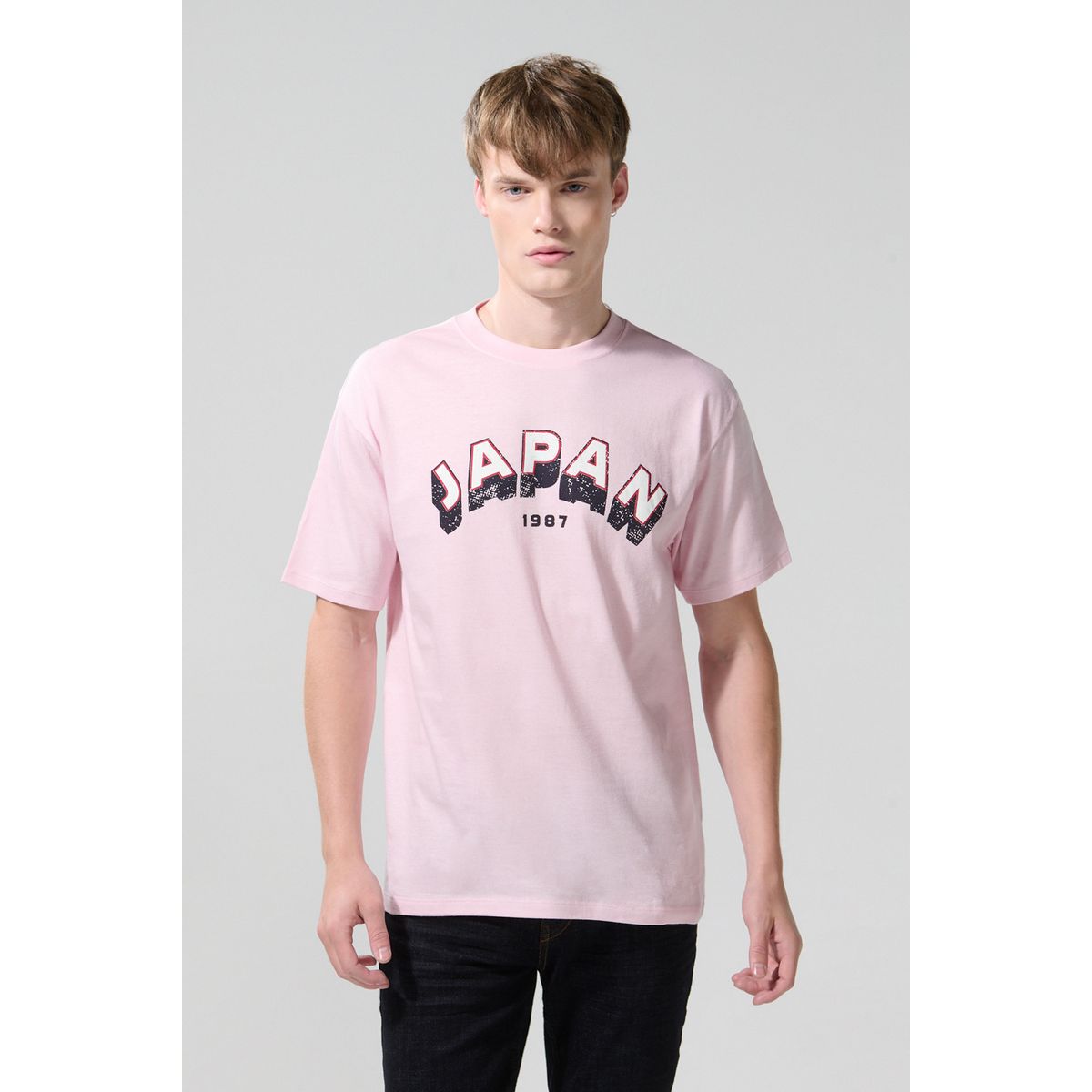 KOAJ - KOAJ Camiseta cuello redondo rosada clara con texto college Hombre