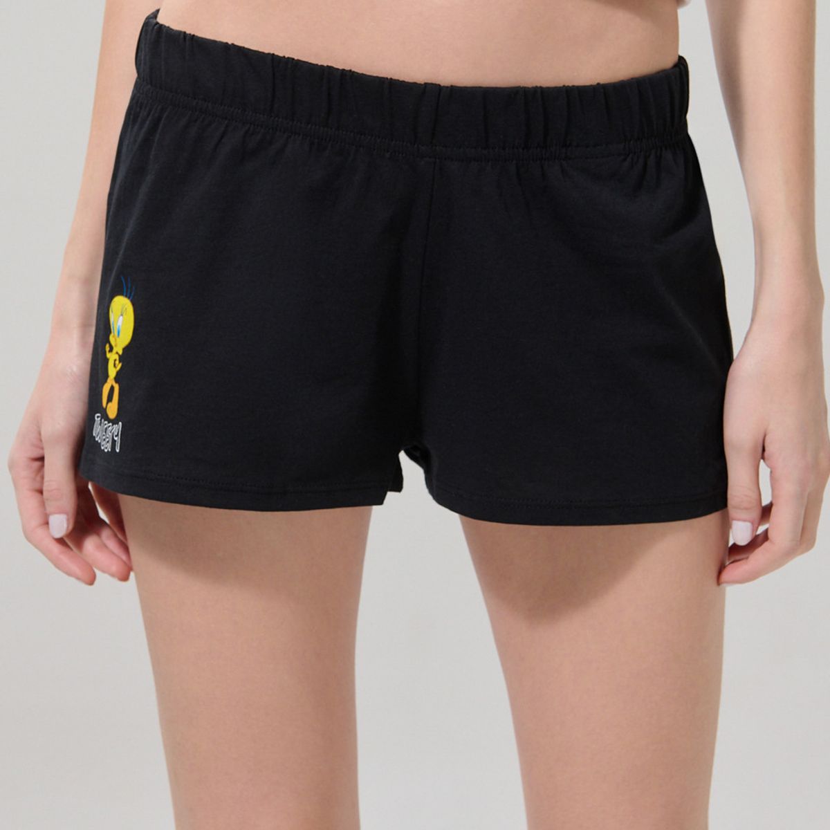 KOAJ - KOAJ Short en algodón negro con diseño de Looney Tunes Mujer