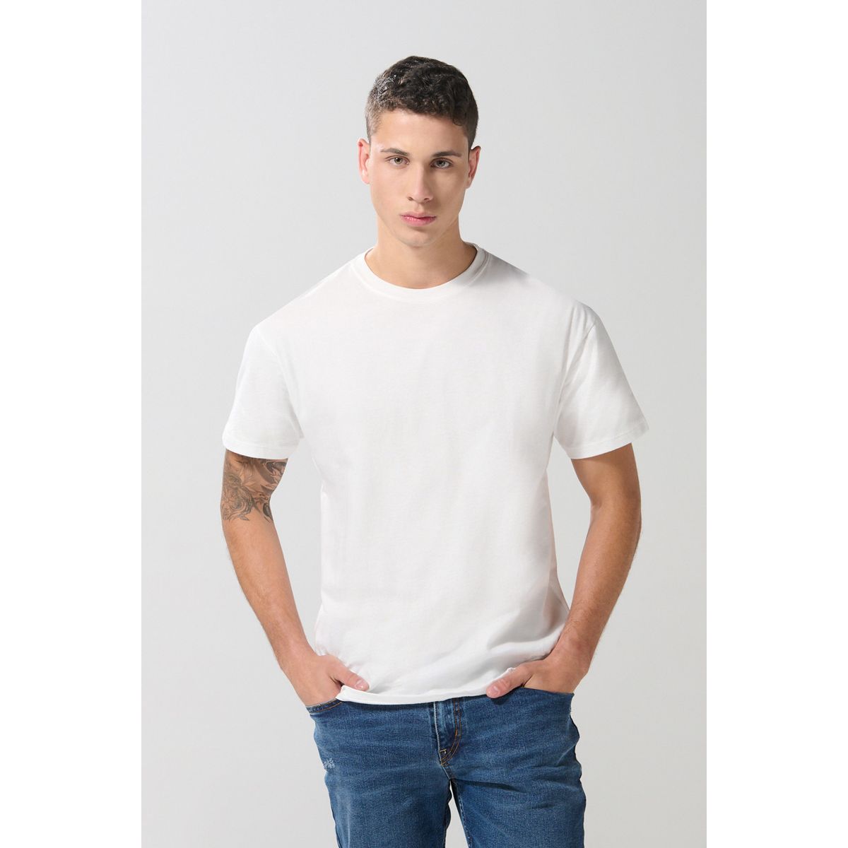 KOAJ - KOAJ Camiseta en algodón crema manga corta con hombro rodado Hombre