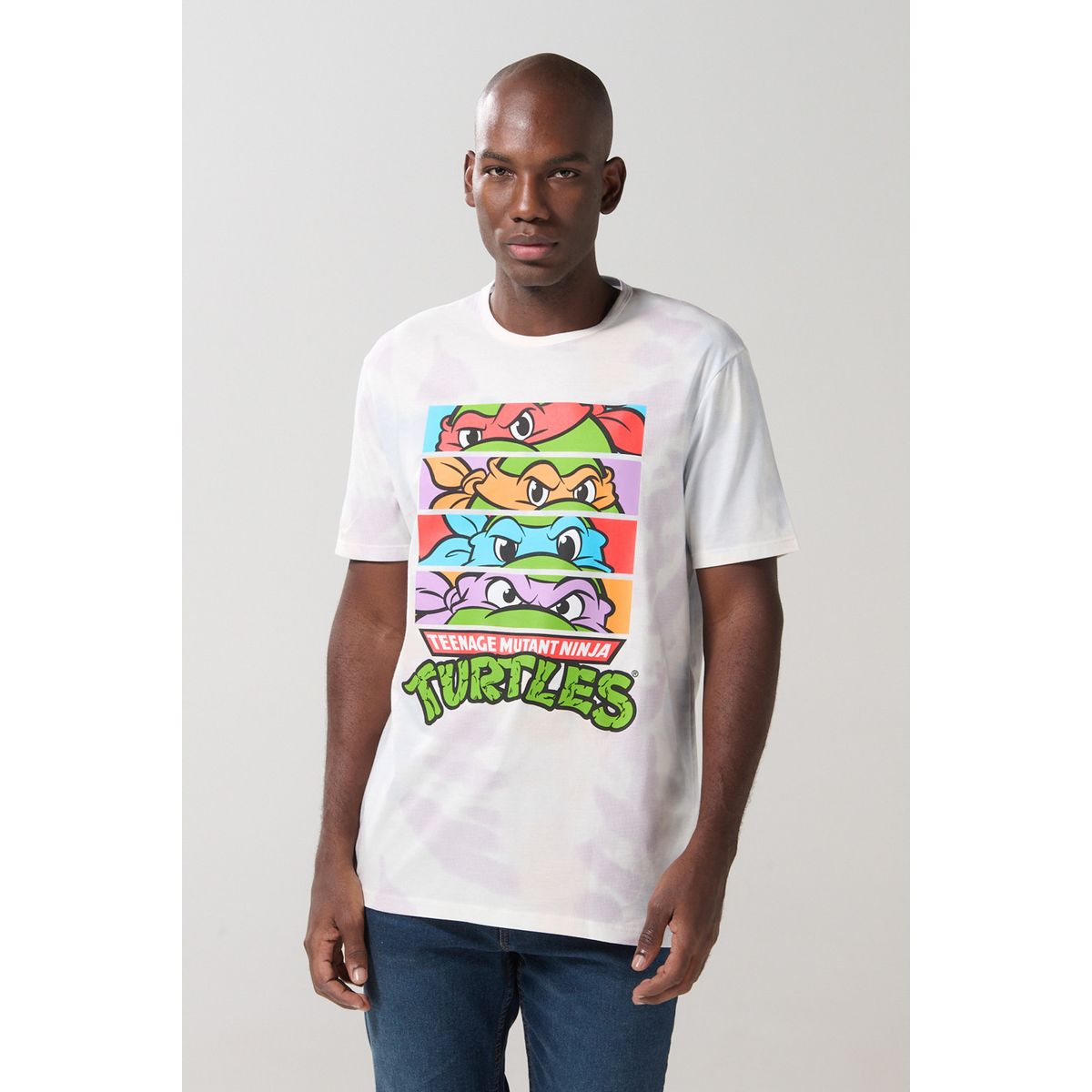 KOAJ - KOAJ Camiseta cuello redondo crema con arte de Tortugas Ninj Hombre