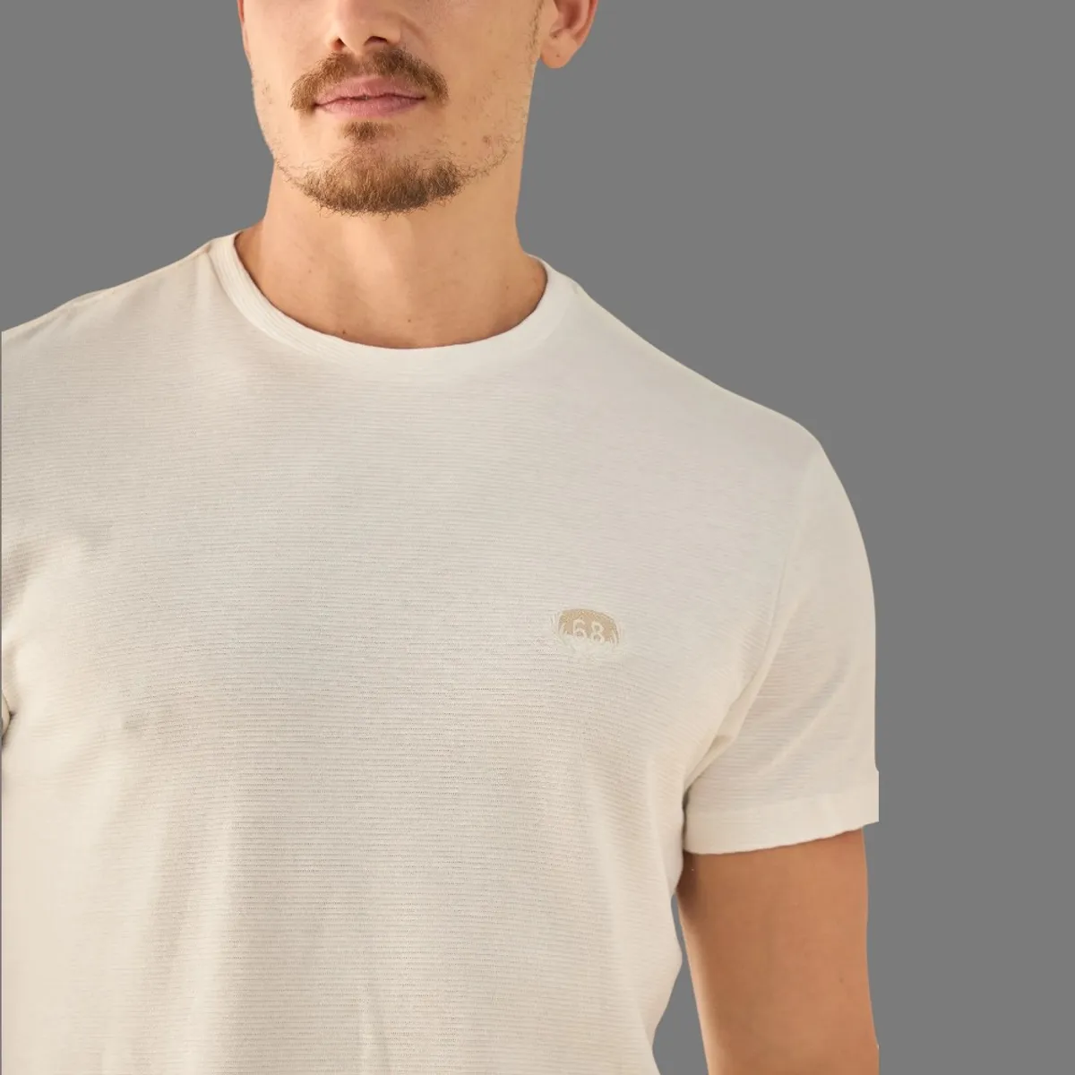 ESPRIT - Esprit Camiseta de Hombre con Logo Bordado Premium