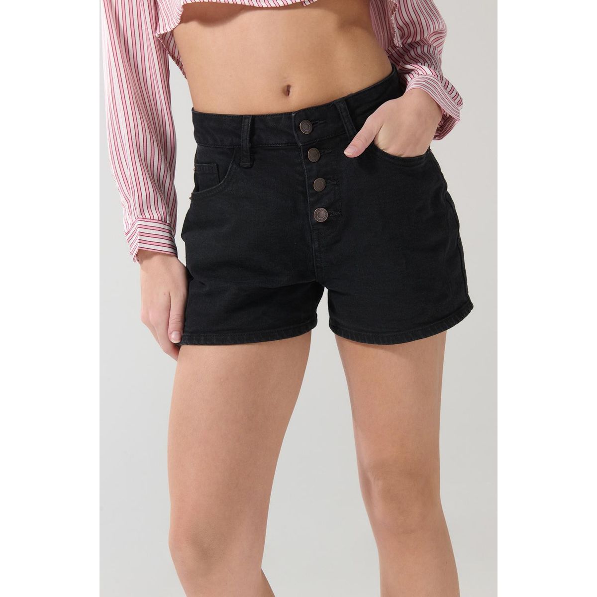 KOAJ - KOAJ Short negro en jean tiro alto con botones en frente Short negro en jean tiro alto con botones en frente Mujer