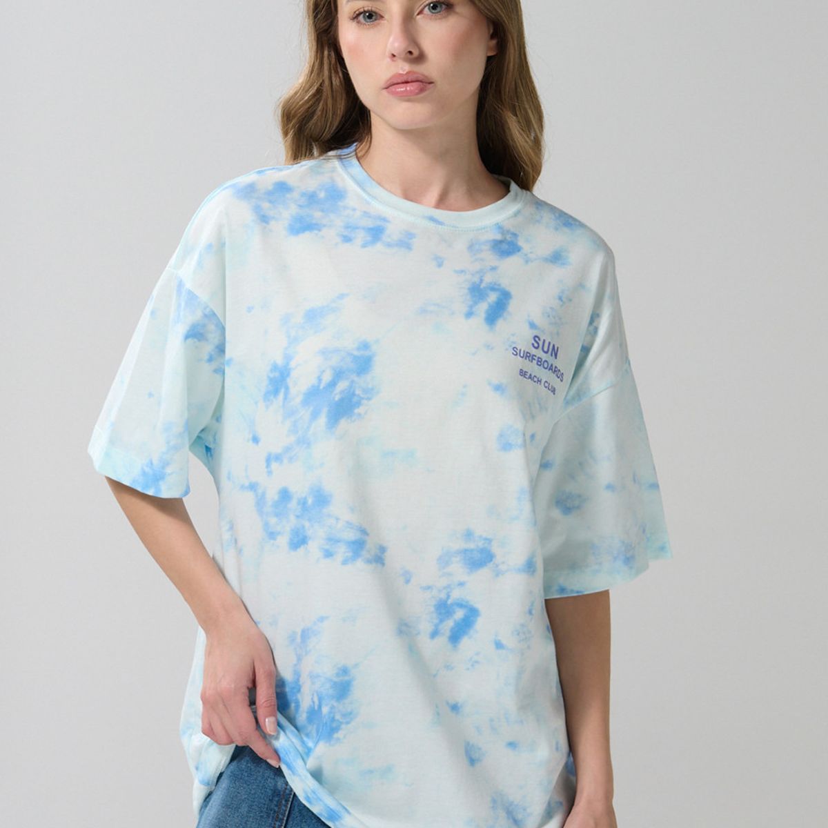 KOAJ - KOAJ Camiseta crema clara tie dye oversize con arte de play Mujer
