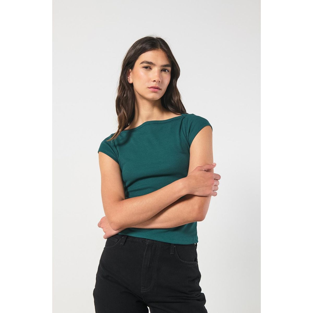 KOAJ - KOAJ Camiseta unicolor con manga corta y cuello bandeja Mujer