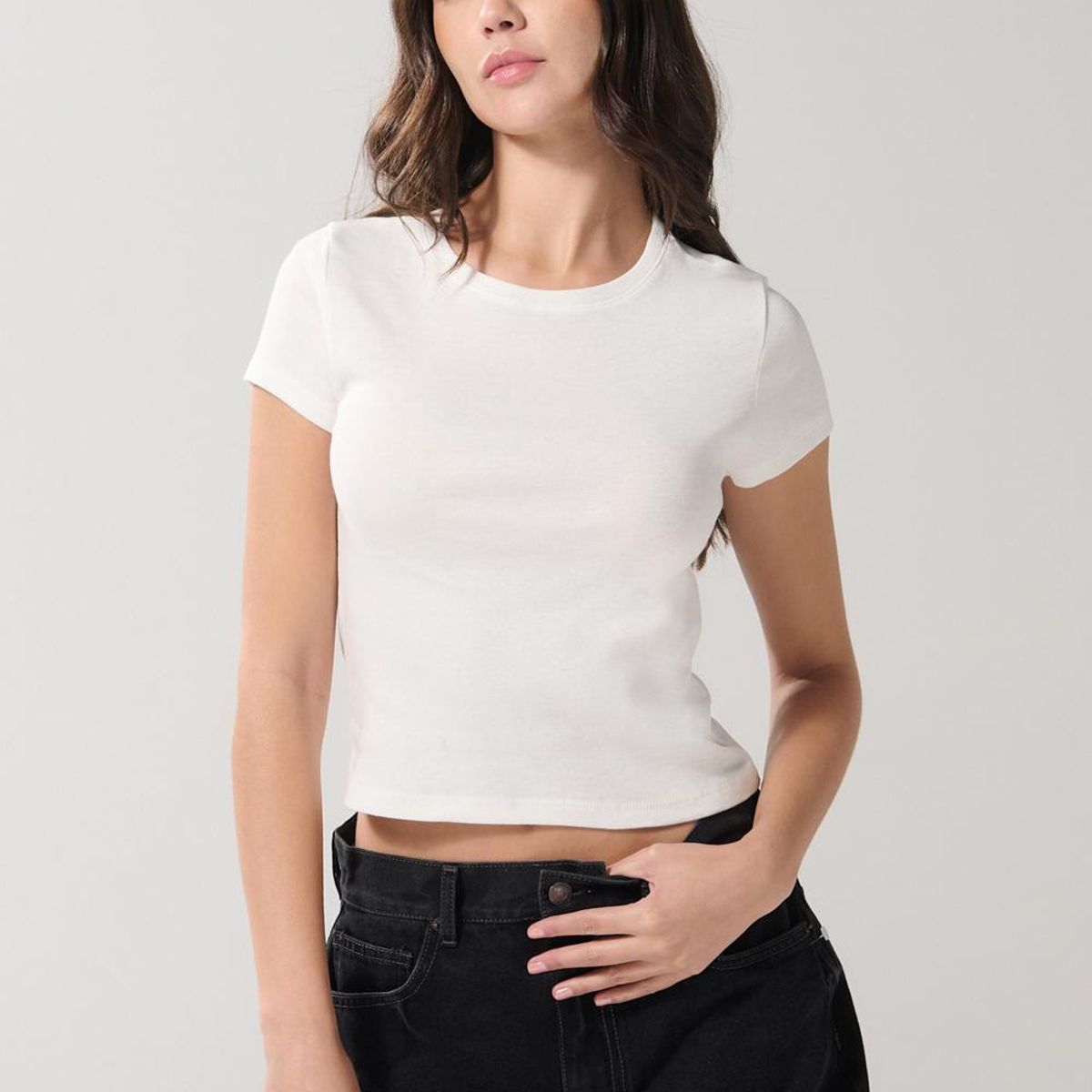 KOAJ - KOAJ Camiseta manga corta en rib unicolor con ajuste ceñido Mujer