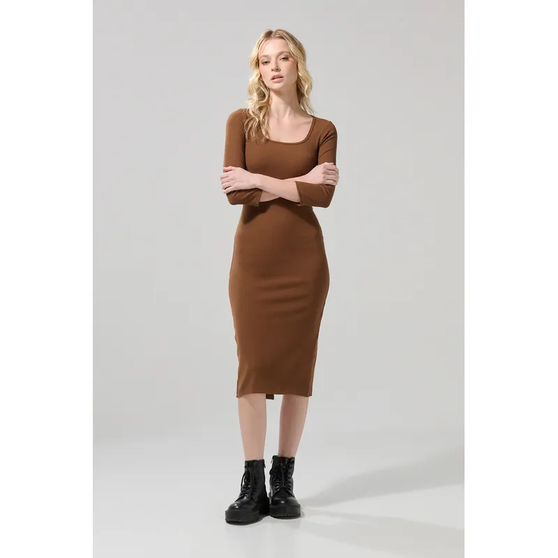 KOAJ - KOAJ Vestido café corto con manga 3/4 y escote cuadrado Mujer