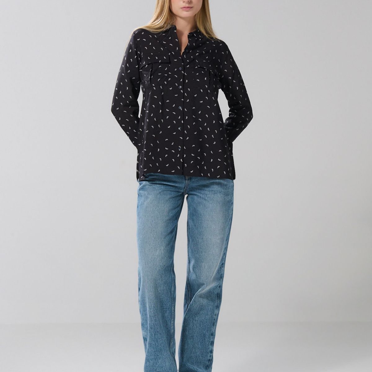 KOAJ - KOAJ Blusa unicolor a rayas con manga larga y bolsillos Mujer