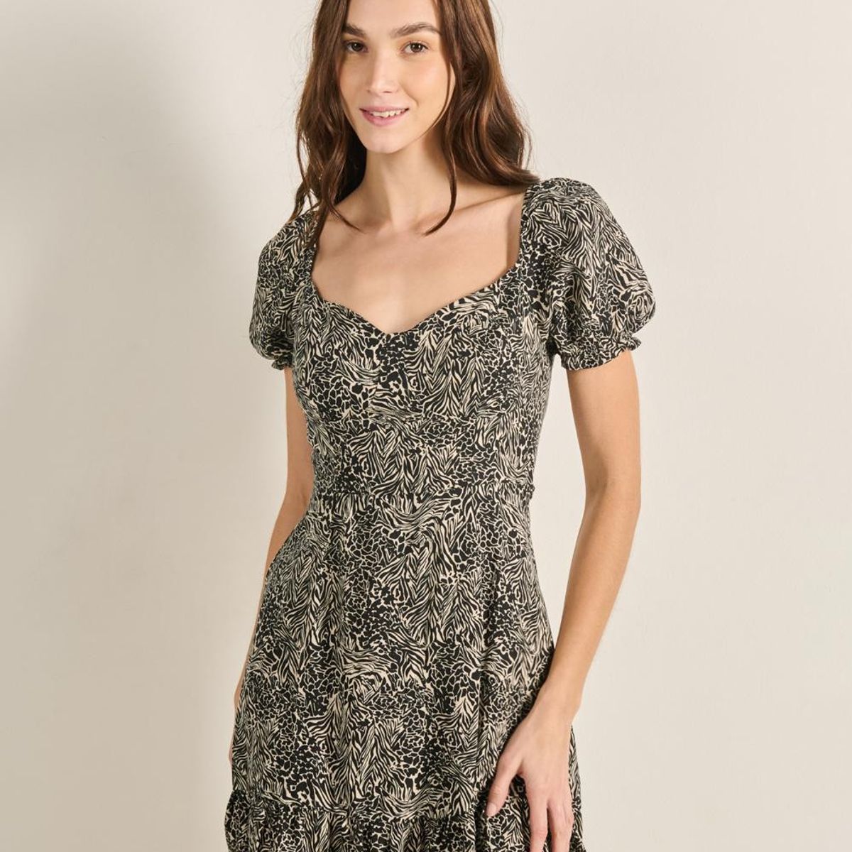 KOAJ - KOAJ Vestido corto kaki claro estampado con espalda descubie Mujer