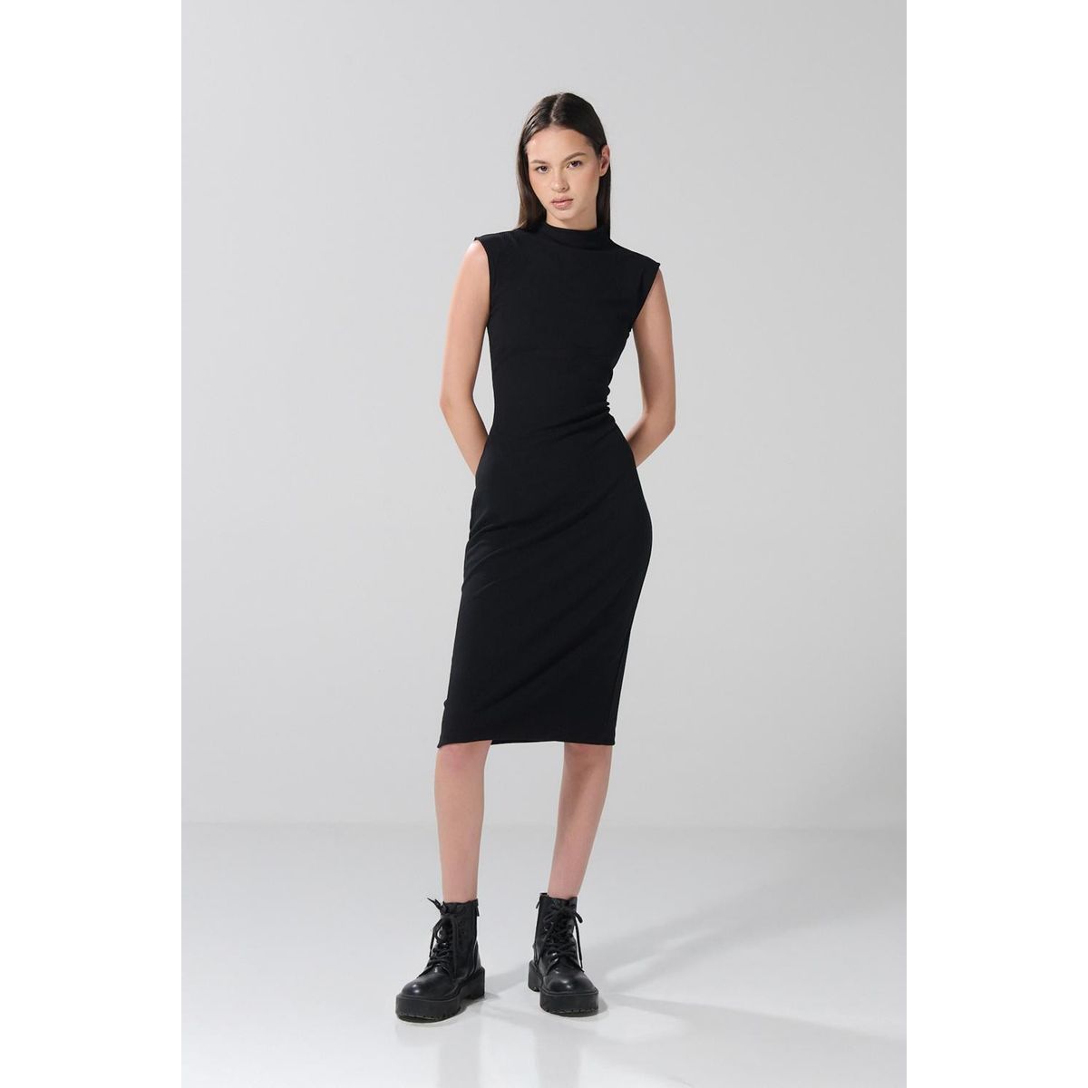 KOAJ - KOAJ Vestido largo unicolor ajustado en rib con manga sisa Mujer