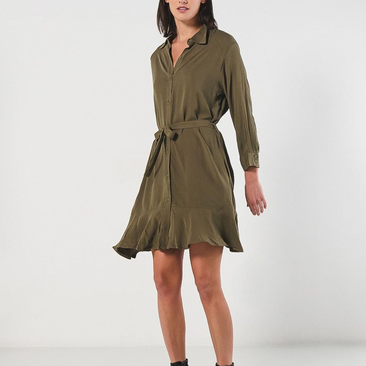 KOAJ - KOAJ Vestido corto café oscuro con manga 3/4 y cinturón Mujer