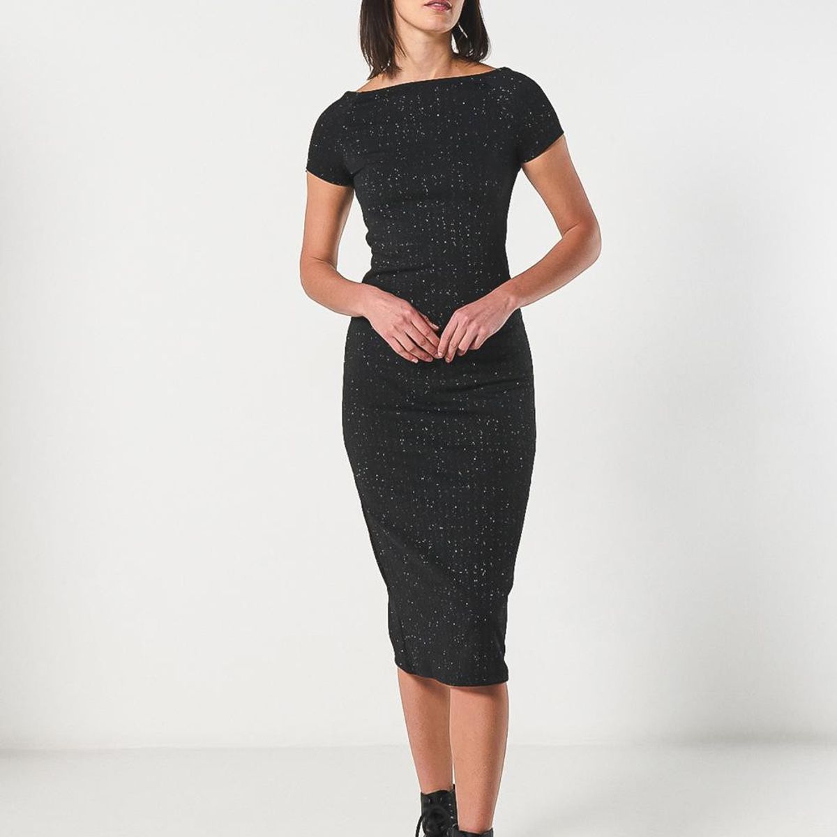 KOAJ - KOAJ Vestido largo negro con manga corta y escote posterior Mujer