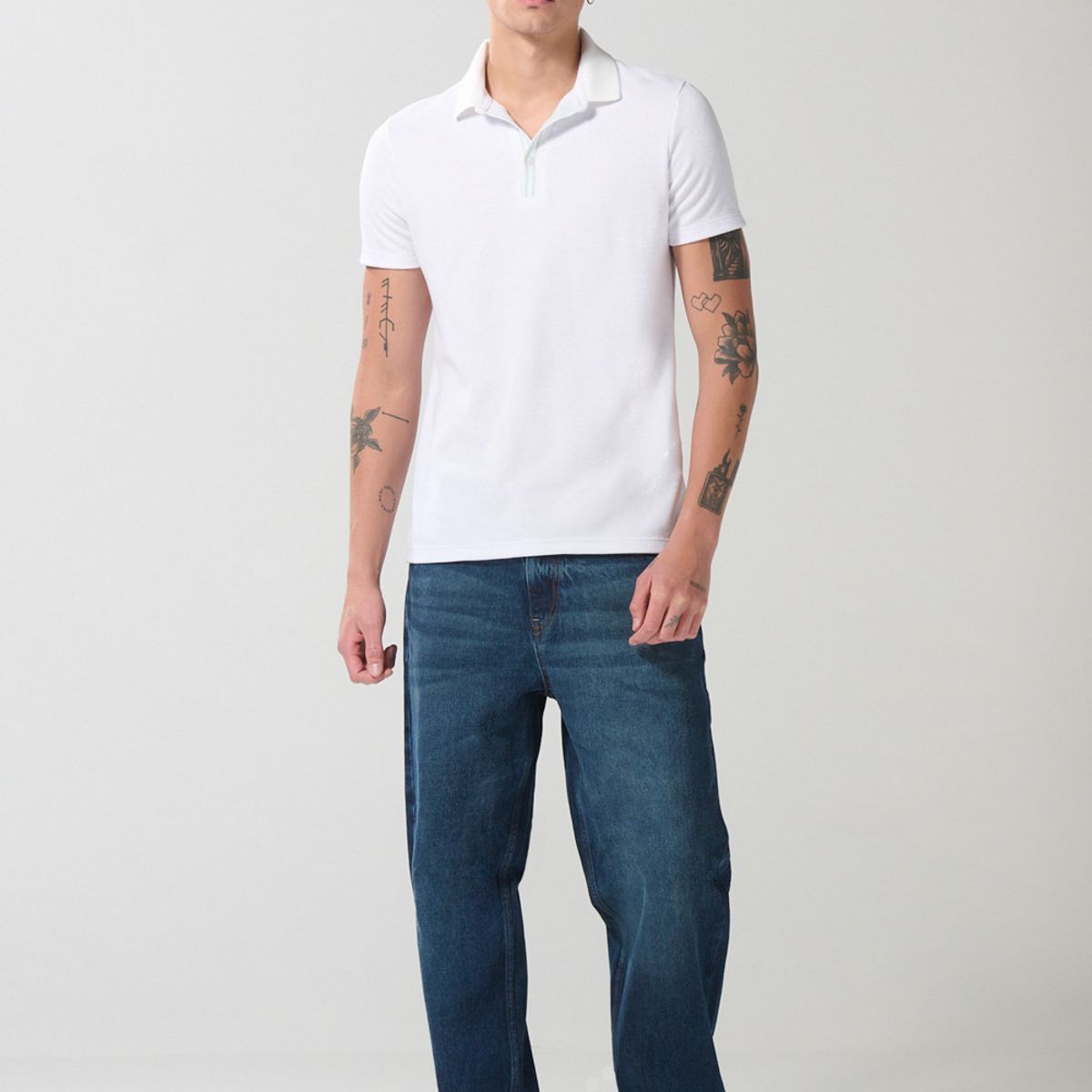 KOAJ - KOAJ Camiseta crema clara tipo polo con botones en frente Hombre
