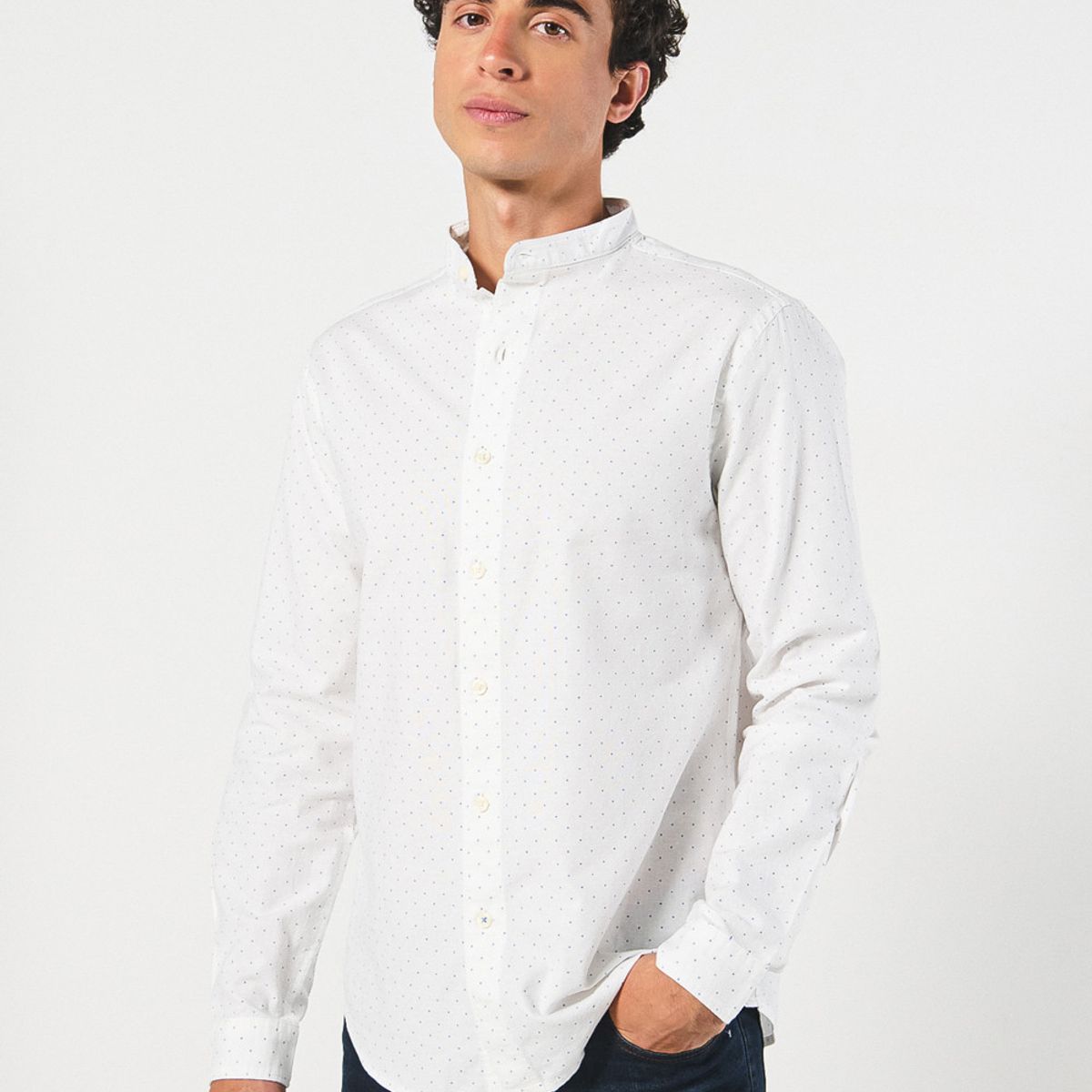 KOAJ - KOAJ Camisa blanca cuello nerú con diseños en mini print Hombre