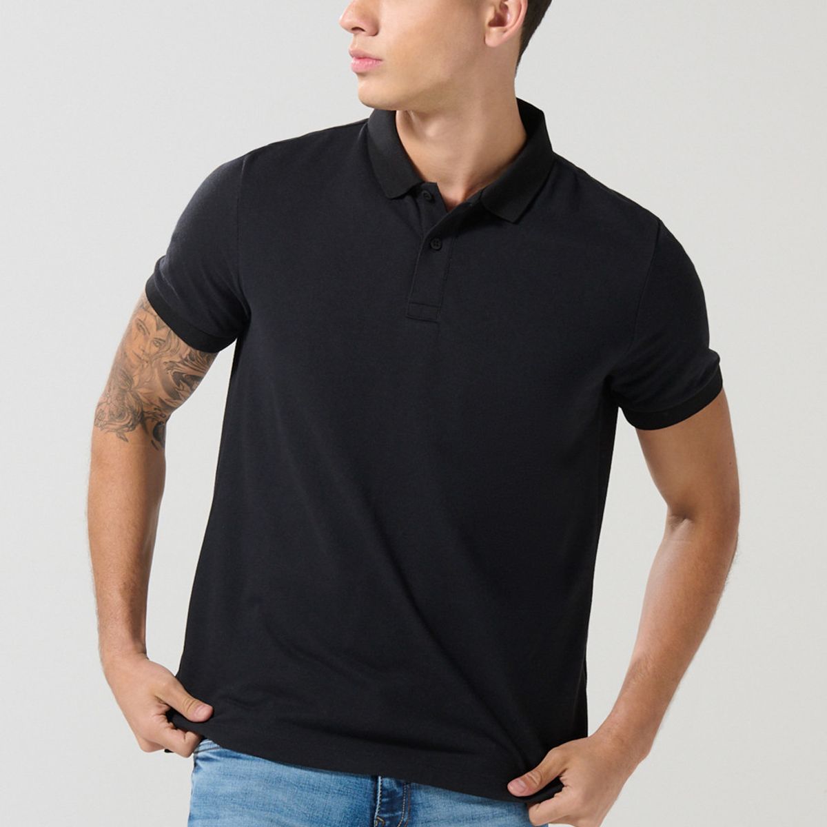 KOAJ - KOAJ Camiseta unicolor polo con botones en frente y manga co Hombre