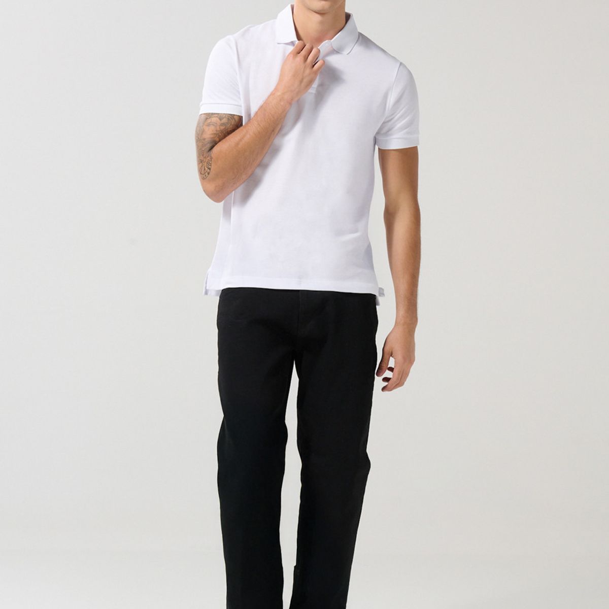 KOAJ - KOAJ Camiseta unicolor polo con botones en frente y manga co Hombre