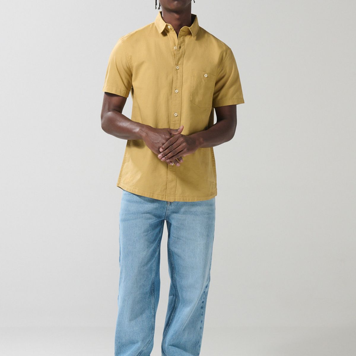 KOAJ - KOAJ Camisa unicolor en algodón con botones y manga corta Hombre